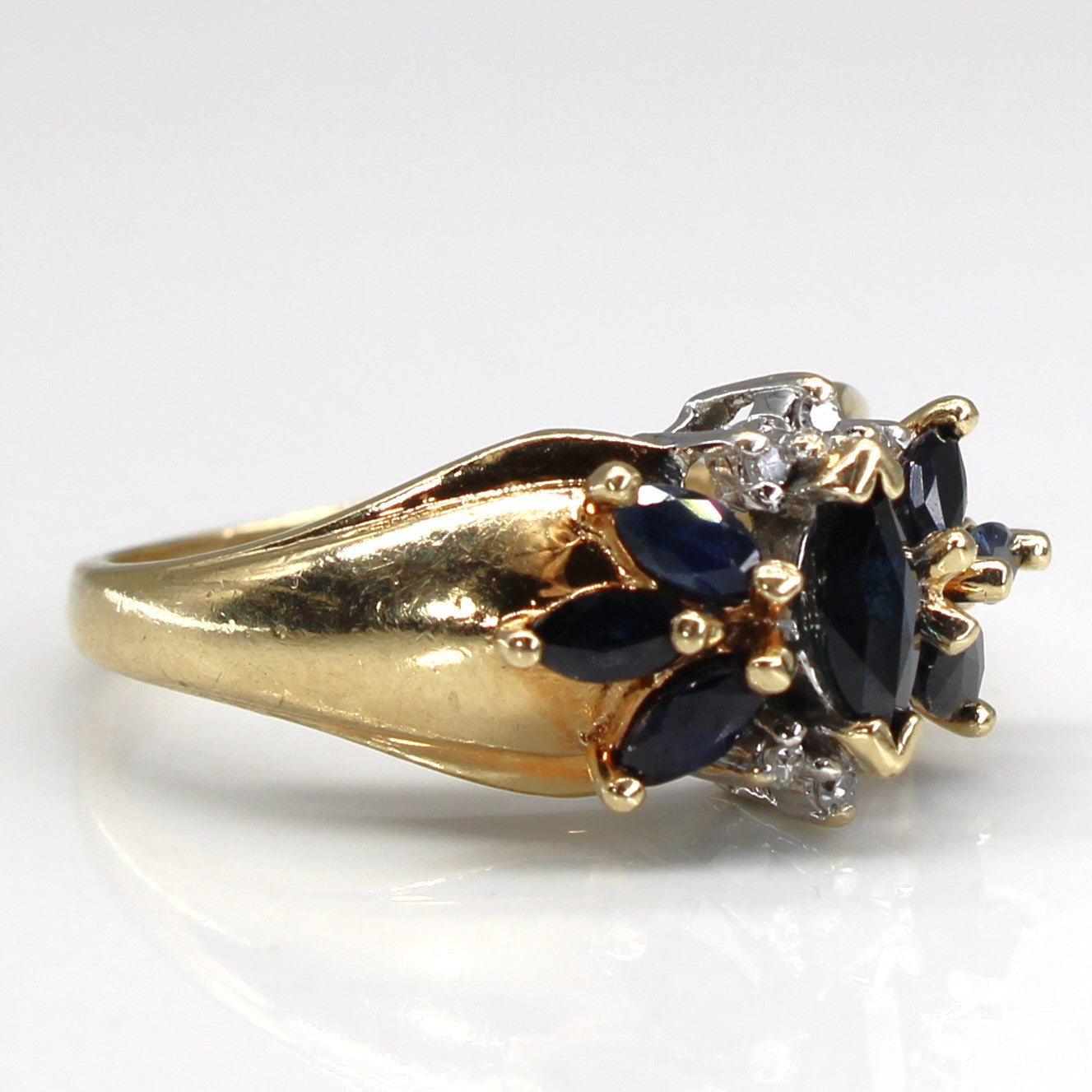 Sapphire & Diamond Cocktail Ring | 0.44ctw | 0.02ctw | SZ 6.75 |