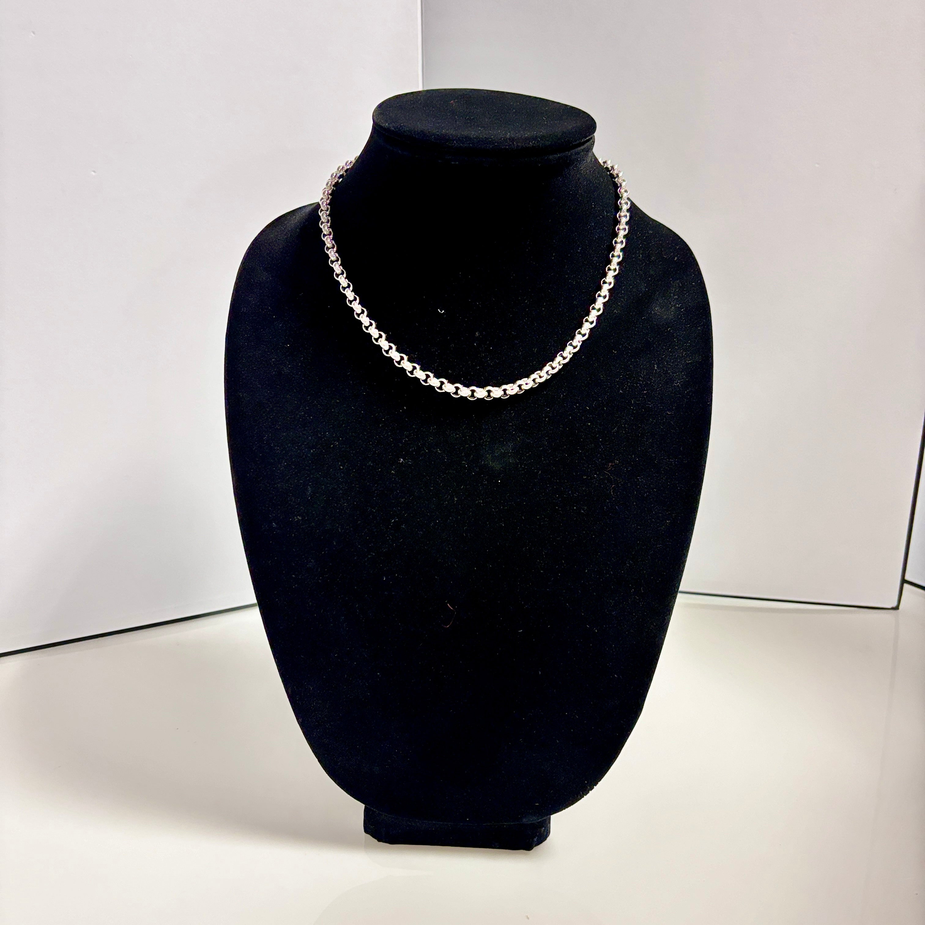 18k White Gold Cable Chain | 18" |