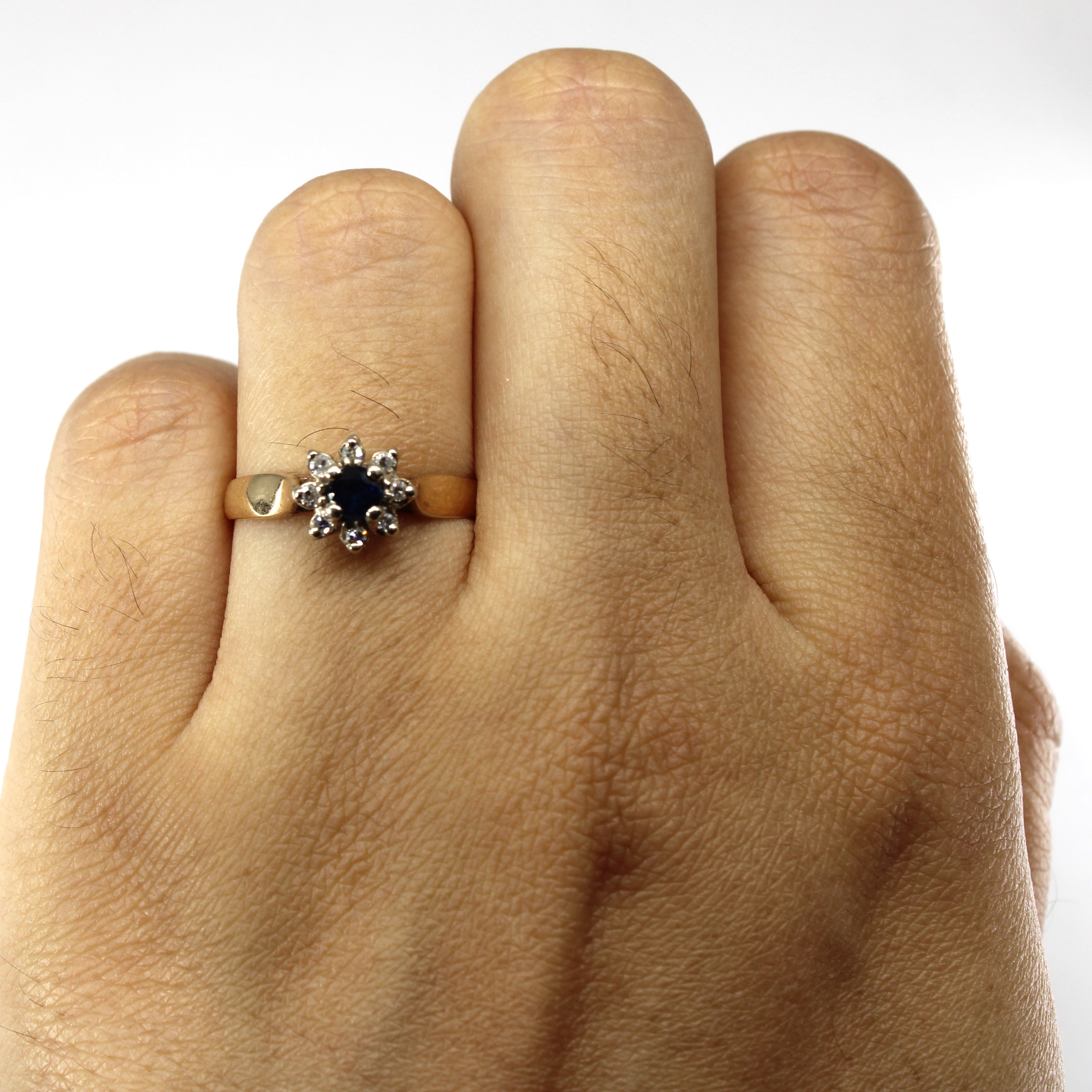 Bague cocktail saphir et diamants | 0,15 ct | 0,05 ct au total | Taille 6,5 | 