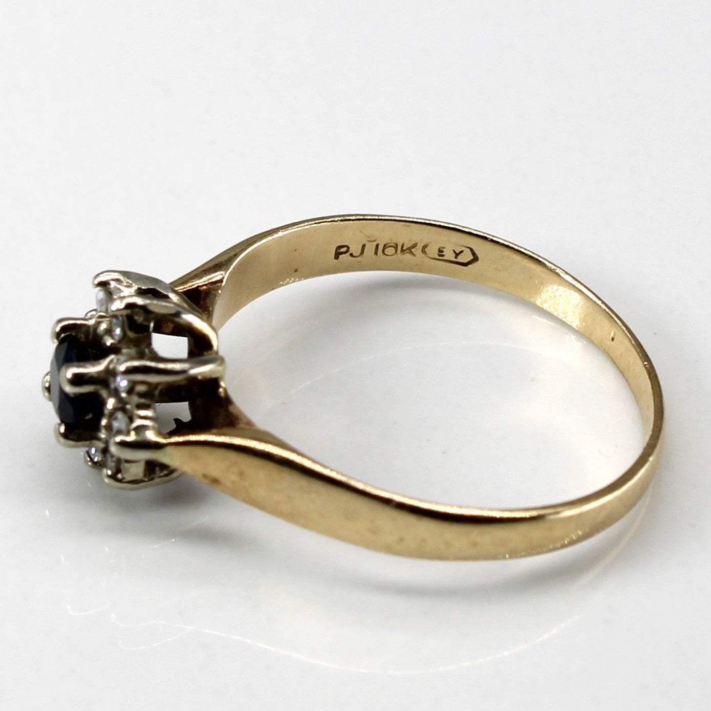 Bague cocktail saphir et diamants | 0,15 ct | 0,05 ct au total | Taille 6,5 | 