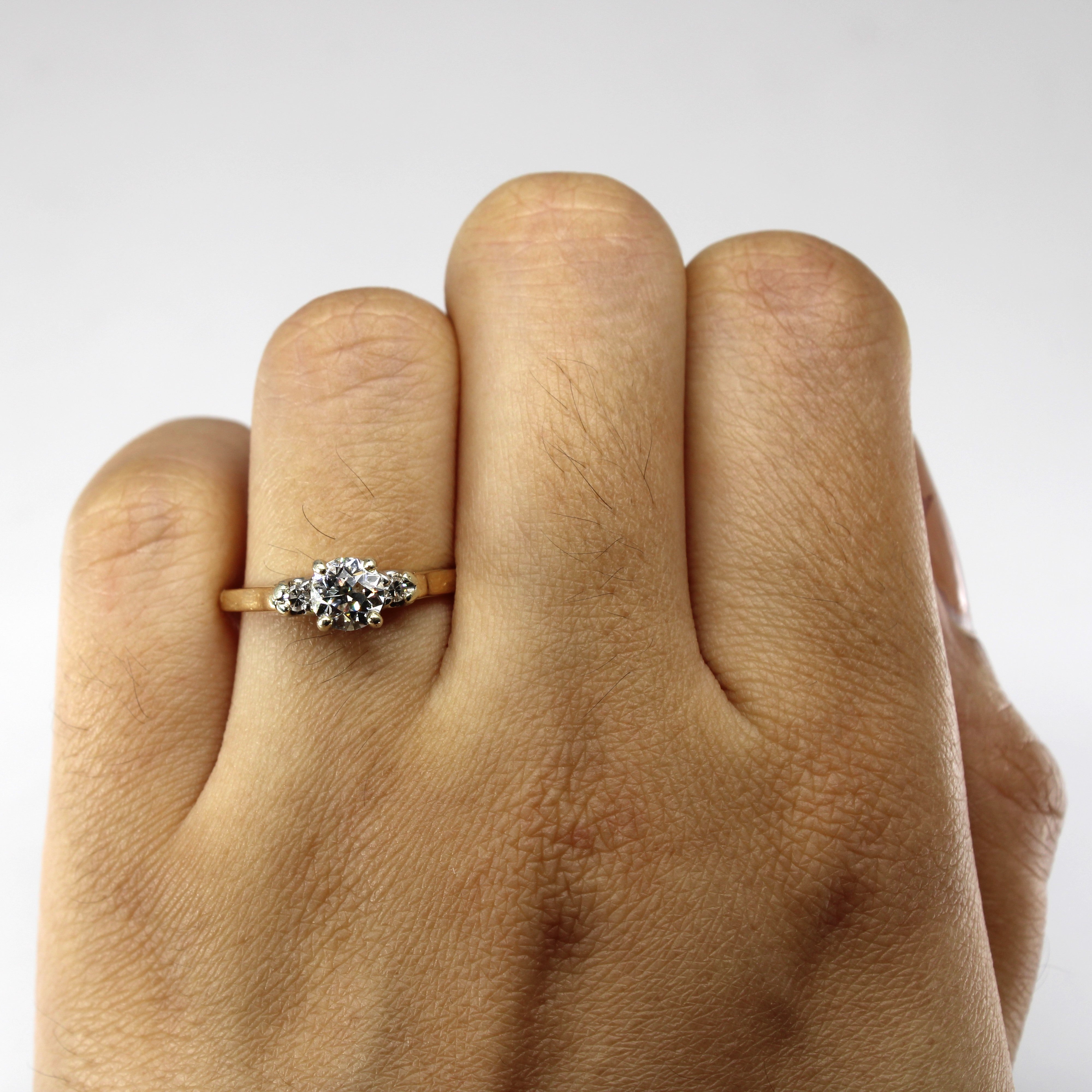 Bague vintage à trois diamants taille ancienne européenne | 0,66 ct VS1 H | Taille 7 | 