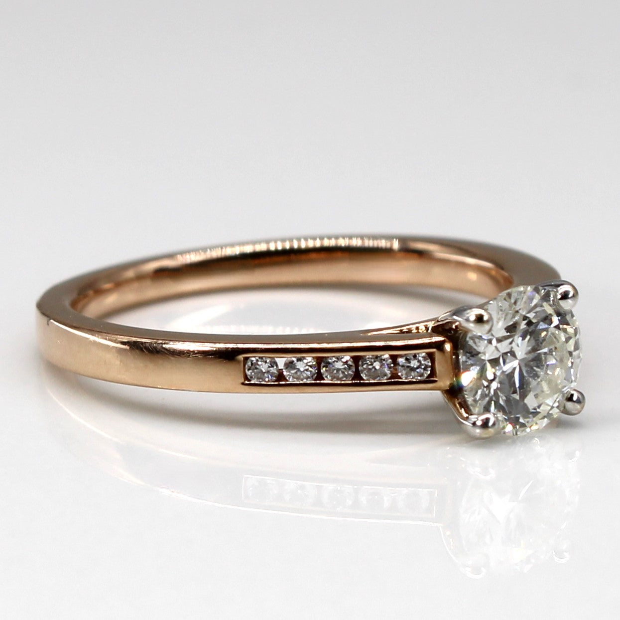 Solitaire with Accents Diamond Ring | 0.79ctw VS2 G | SZ 7 |