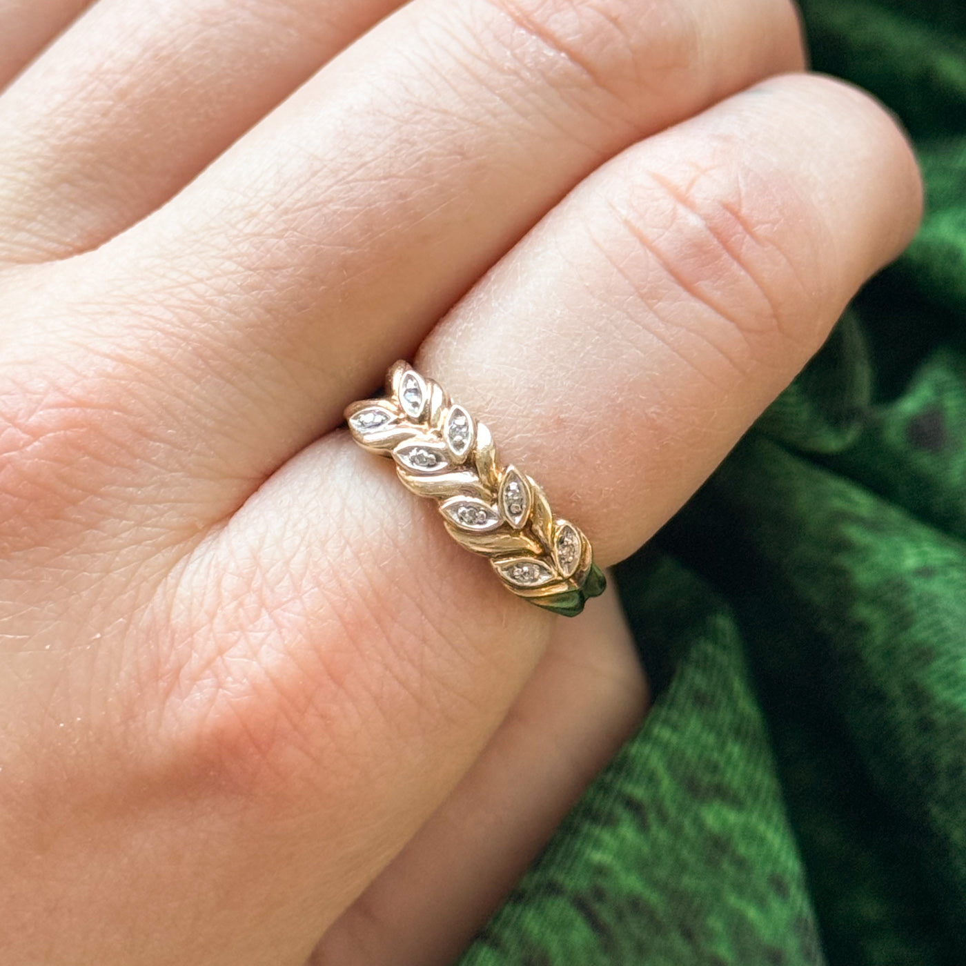Diamond Vine Ring | 0.02ctw | SZ 6.25 |