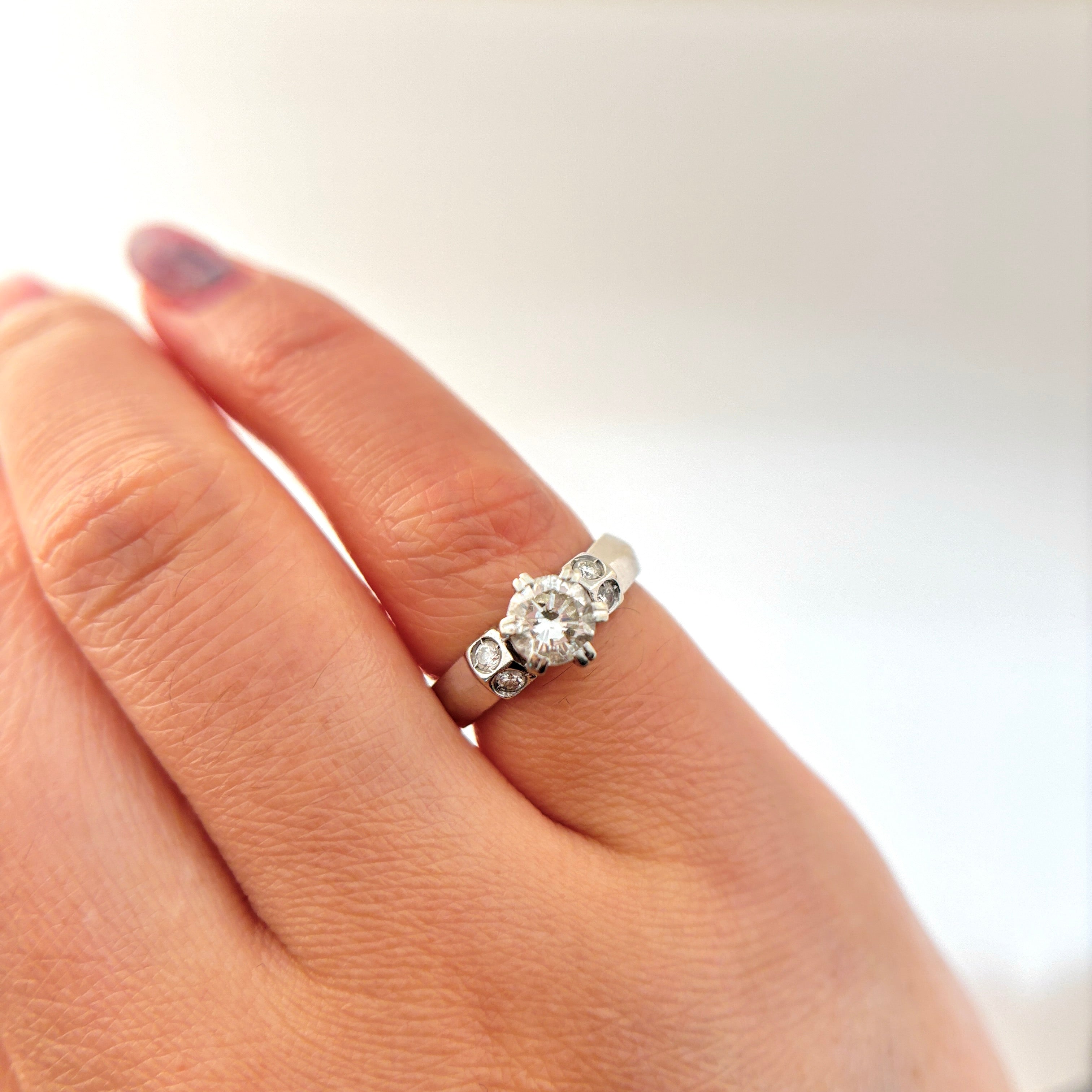 14K White Gold Diamond Ring | 0.77 ctw | SZ 4.5 |