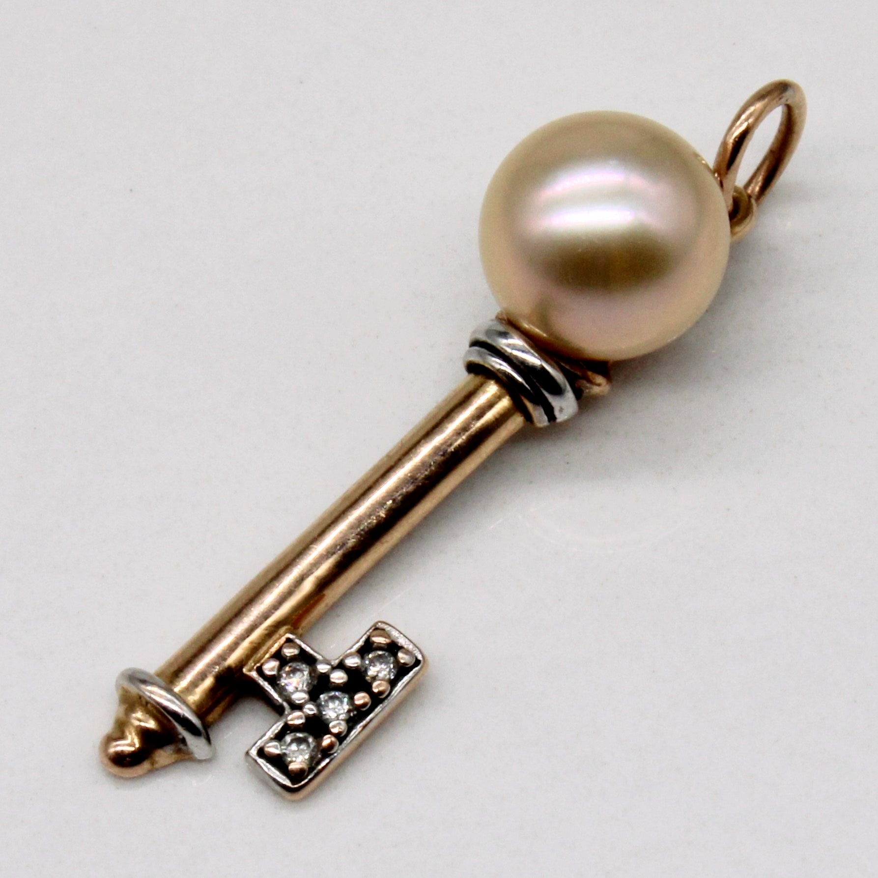 Pearl & Diamond Key Pendant | 0.04ctw | – 100 Ways