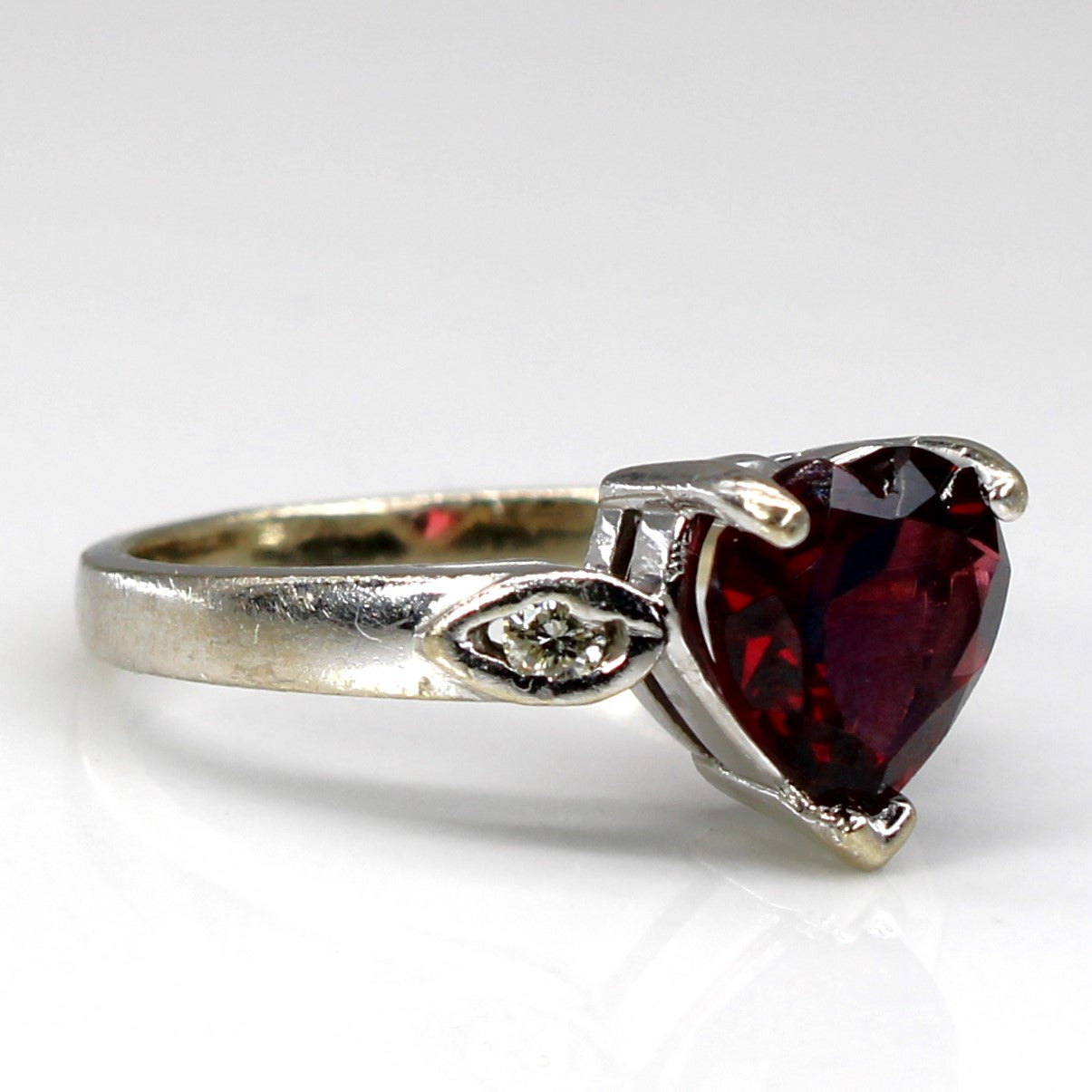 Three Stone Garnet & Diamond Ring | 2.25ct | 0.06ctw | SZ 5 |