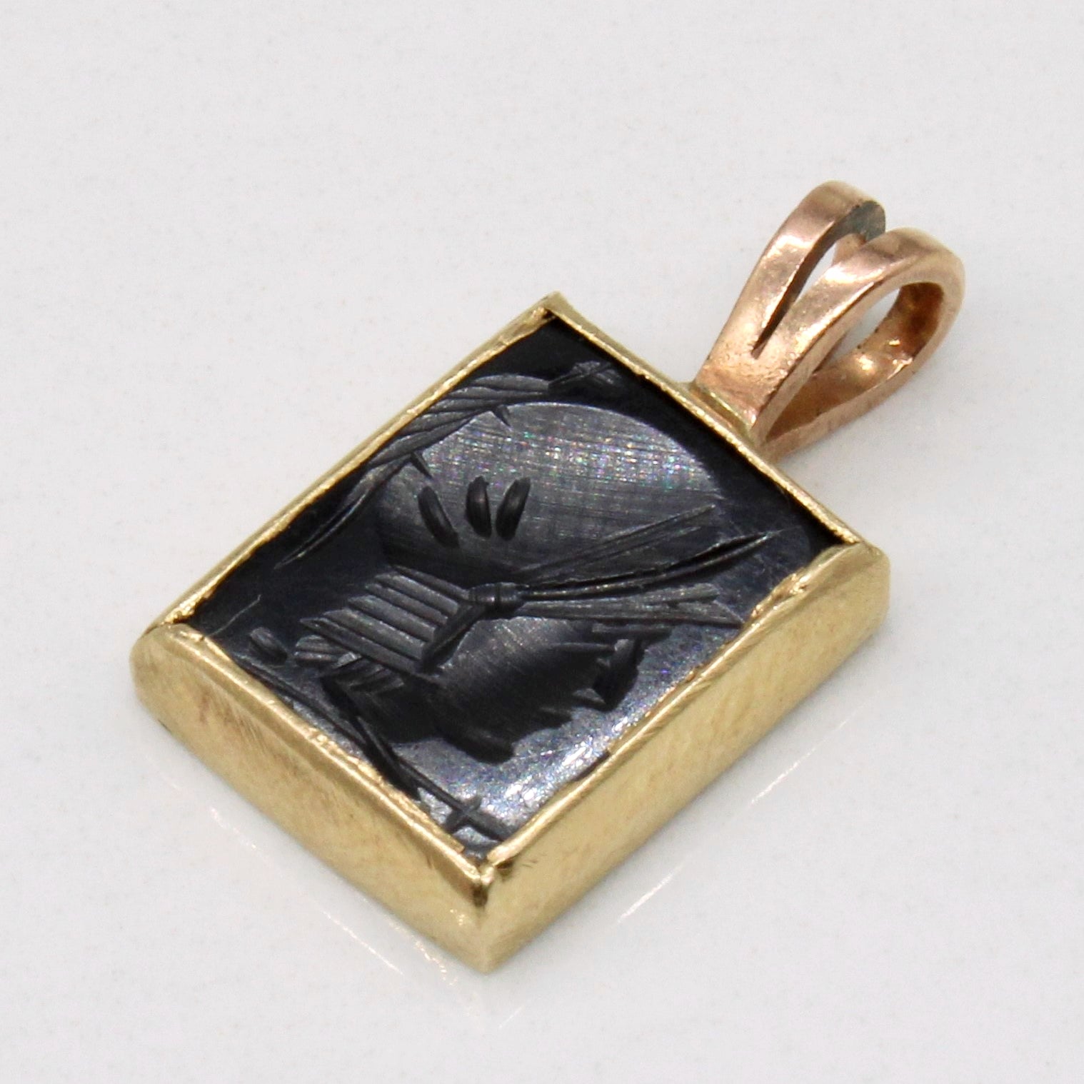 Hematite Intaglio Pendant | 2.30ct |