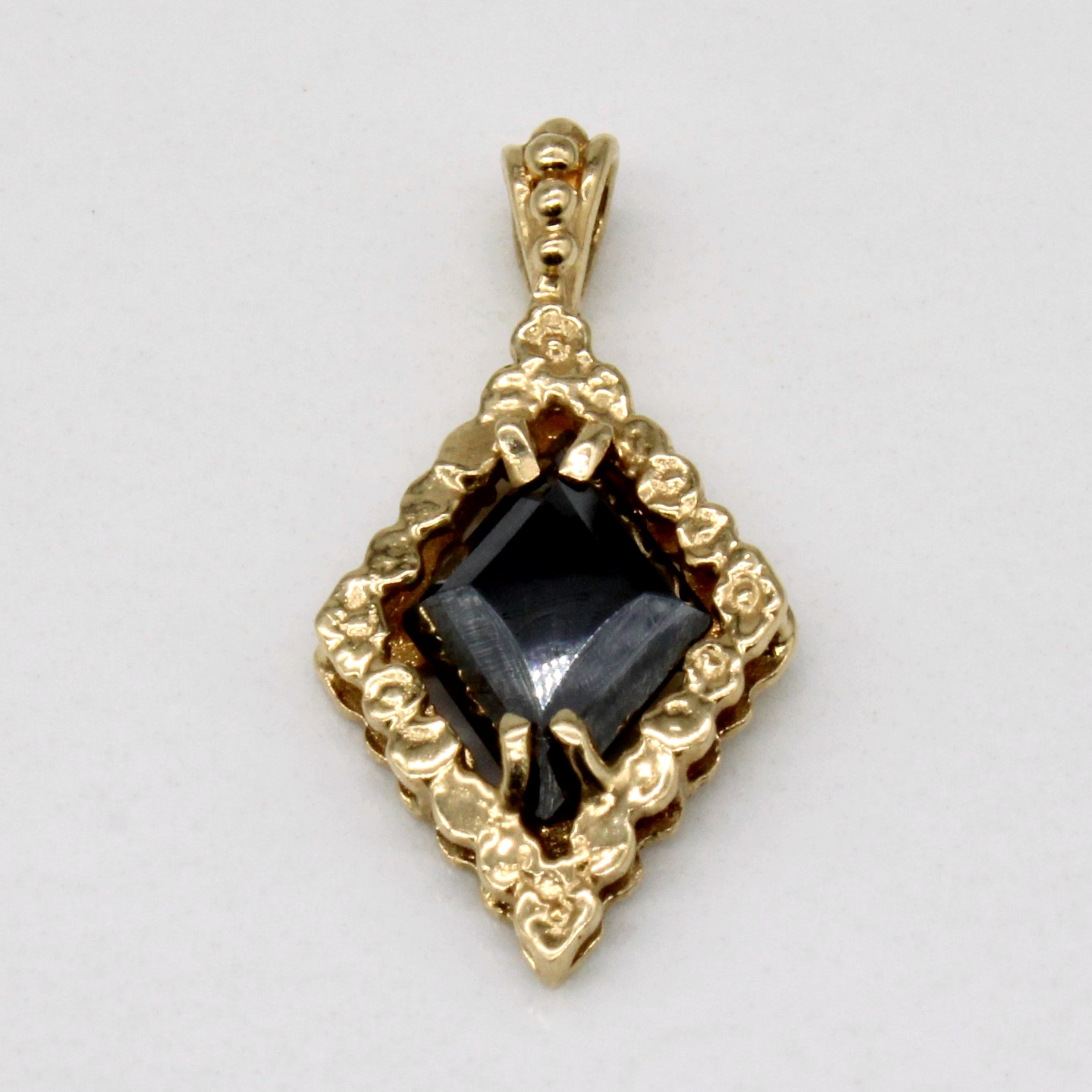 Hematite Pendant | 2.35ct |