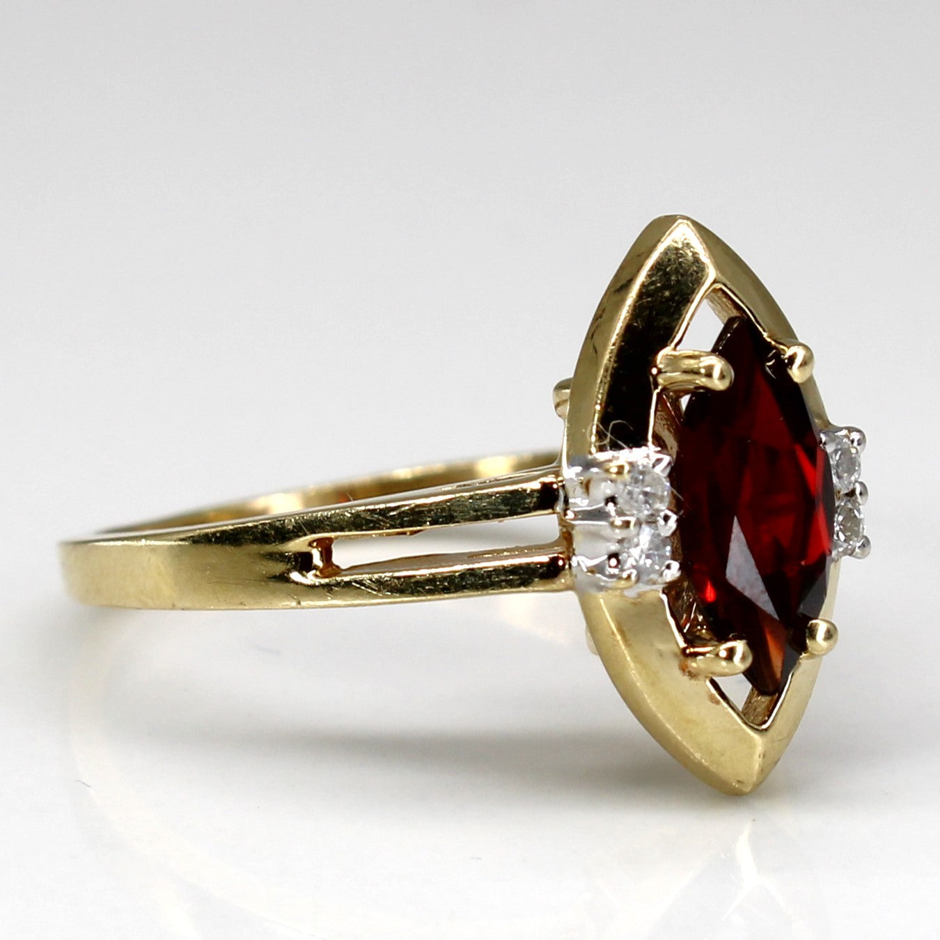 Garnet & Diamond Cocktail Ring | 1.08ct | 0.08ctw | SZ 7.75 |