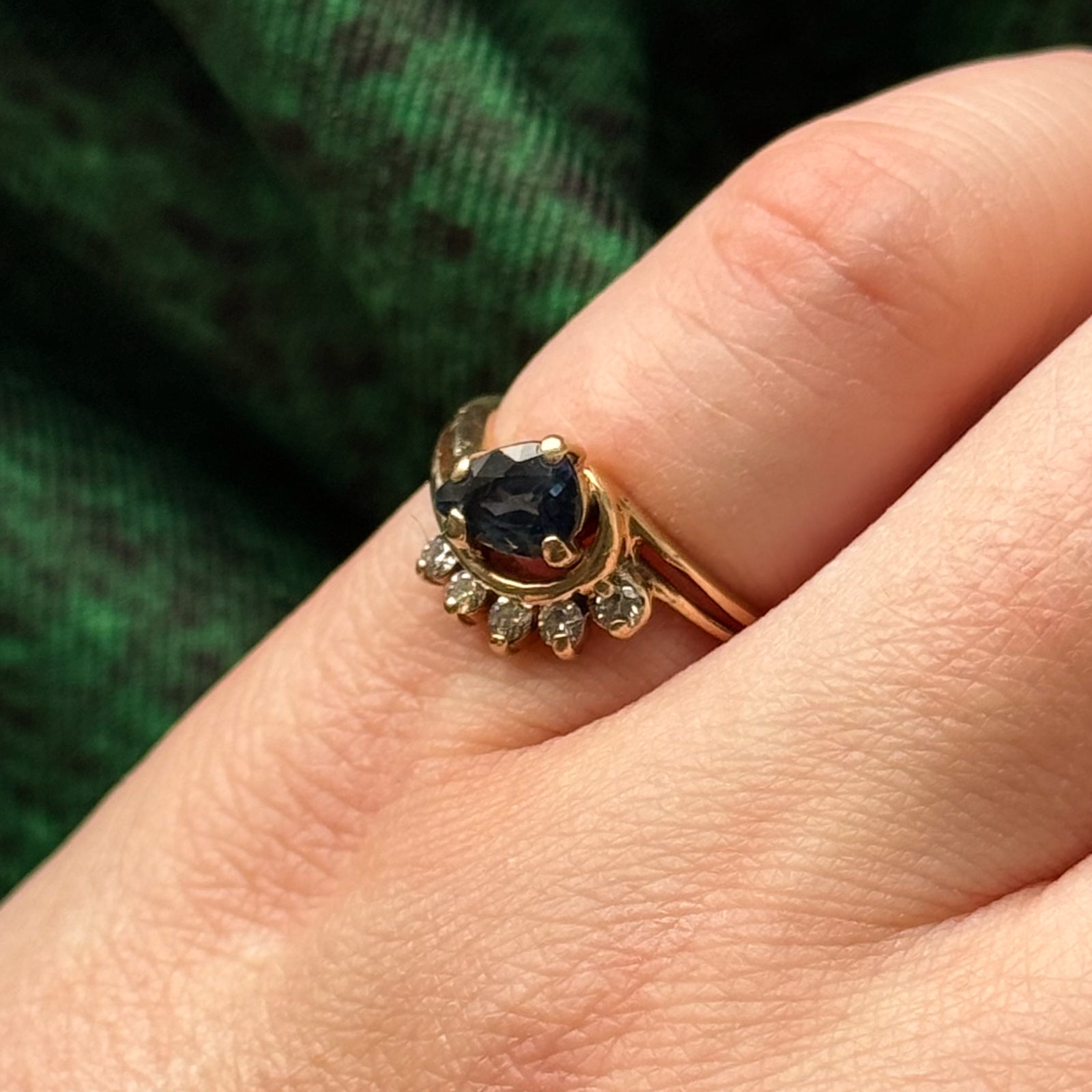 Blue Sapphire & Diamond Ring | 0.85ct, 0.15ctw | SZ 3 |