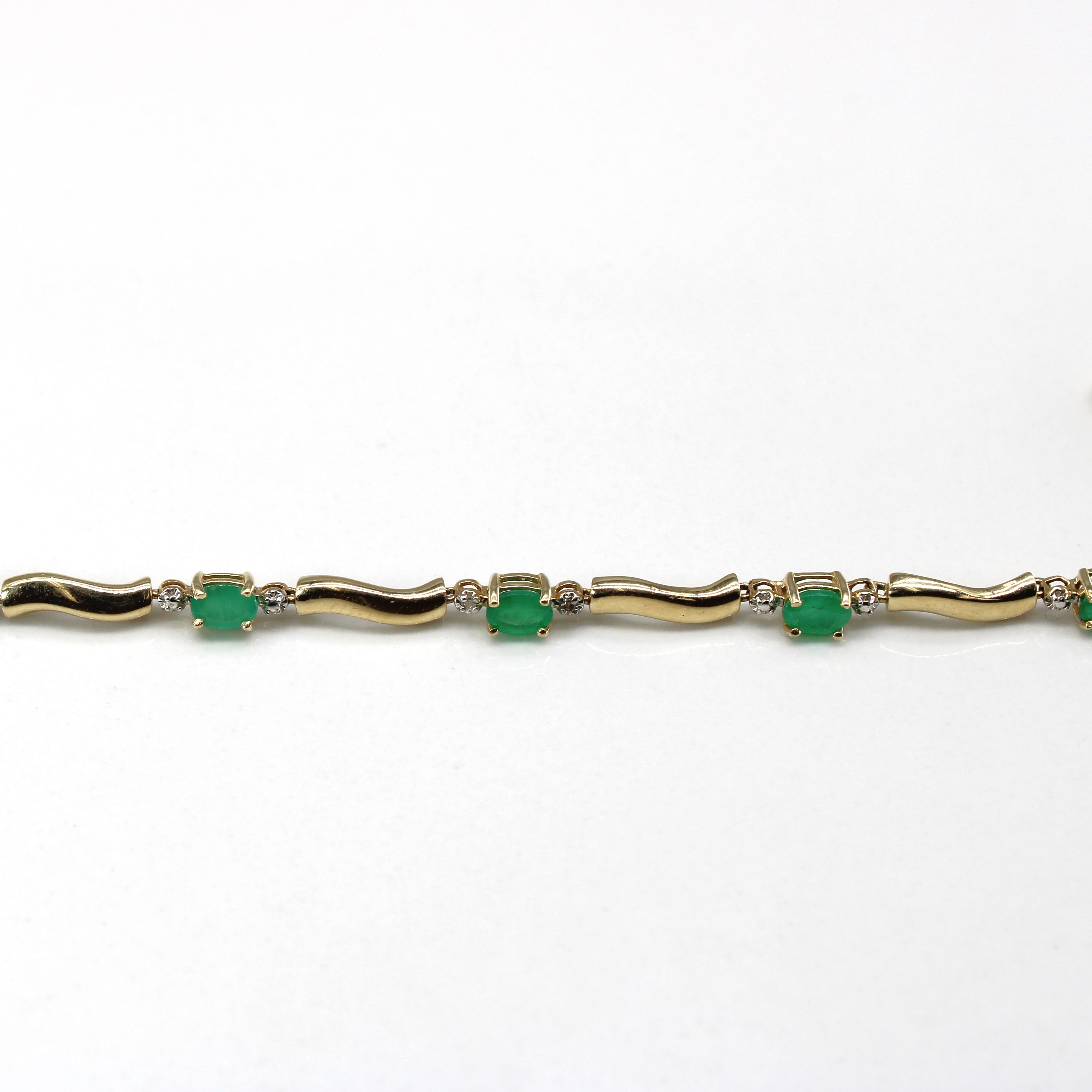 Emerald & Diamond Chain Bracelet | 1.08ctw | 0.01ctw | 7"|