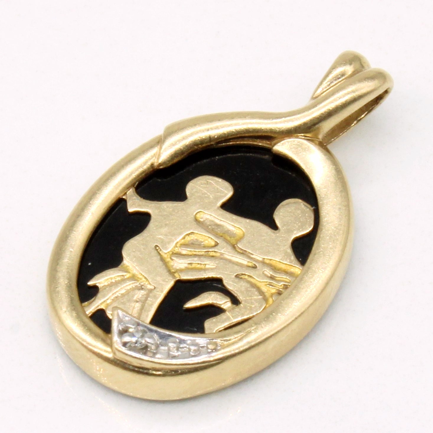 Pendentif en onyx et diamants | 1,60 ct, 0,01 ct | 