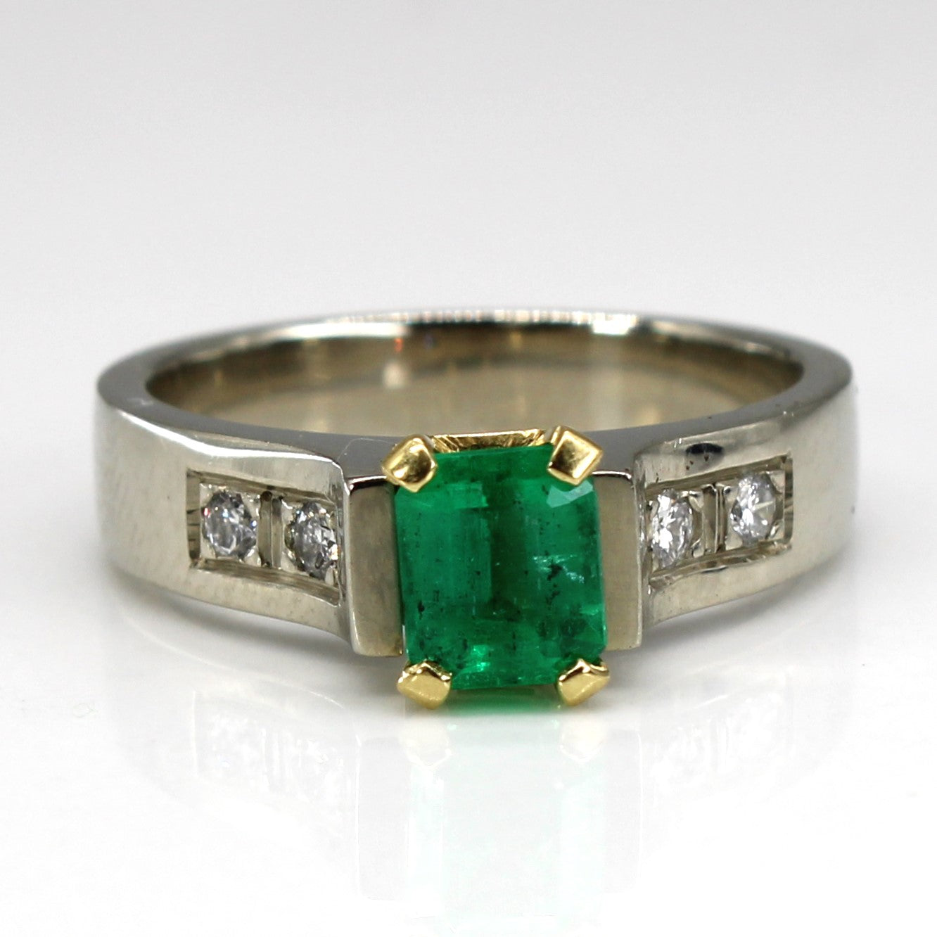 Emerald & Diamond Ring | 0.75ct | 0.12ctw | SZ 8 |