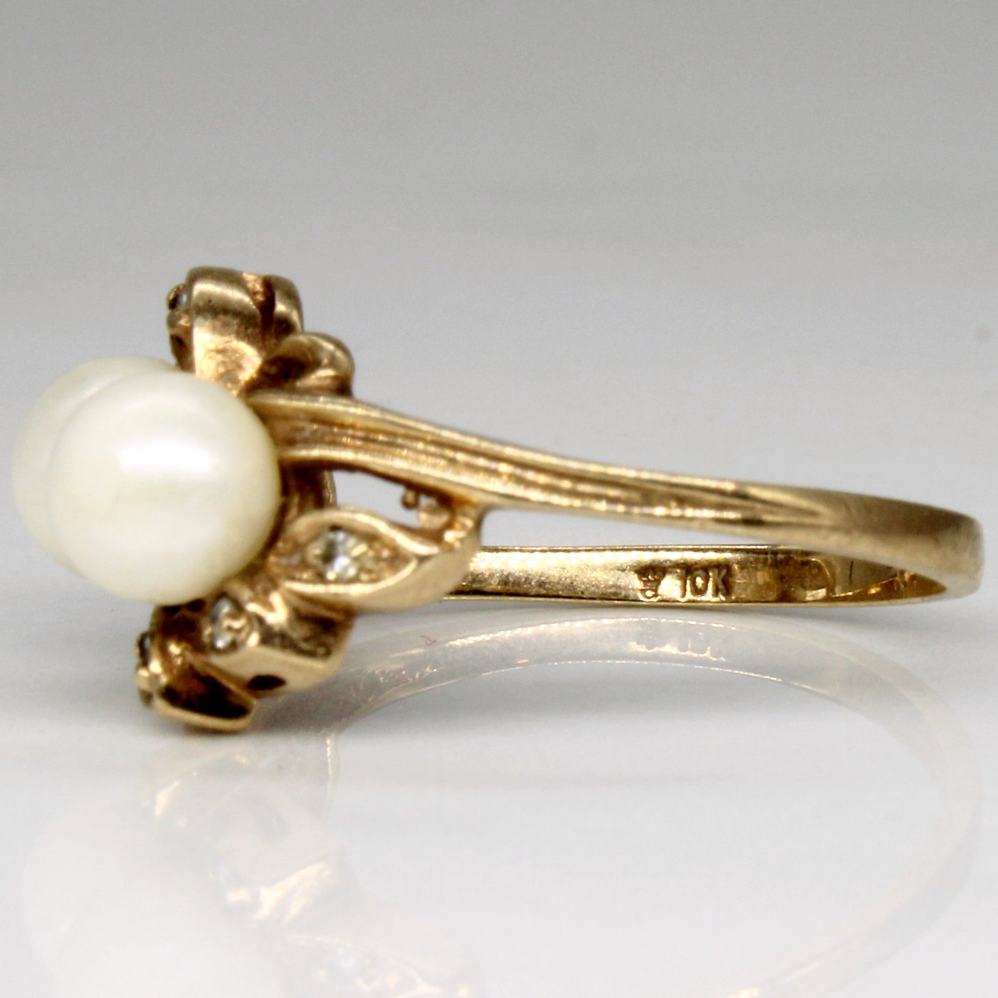 Pearl & Diamond Cocktail Ring | 0.03ctw | SZ 6.5 |