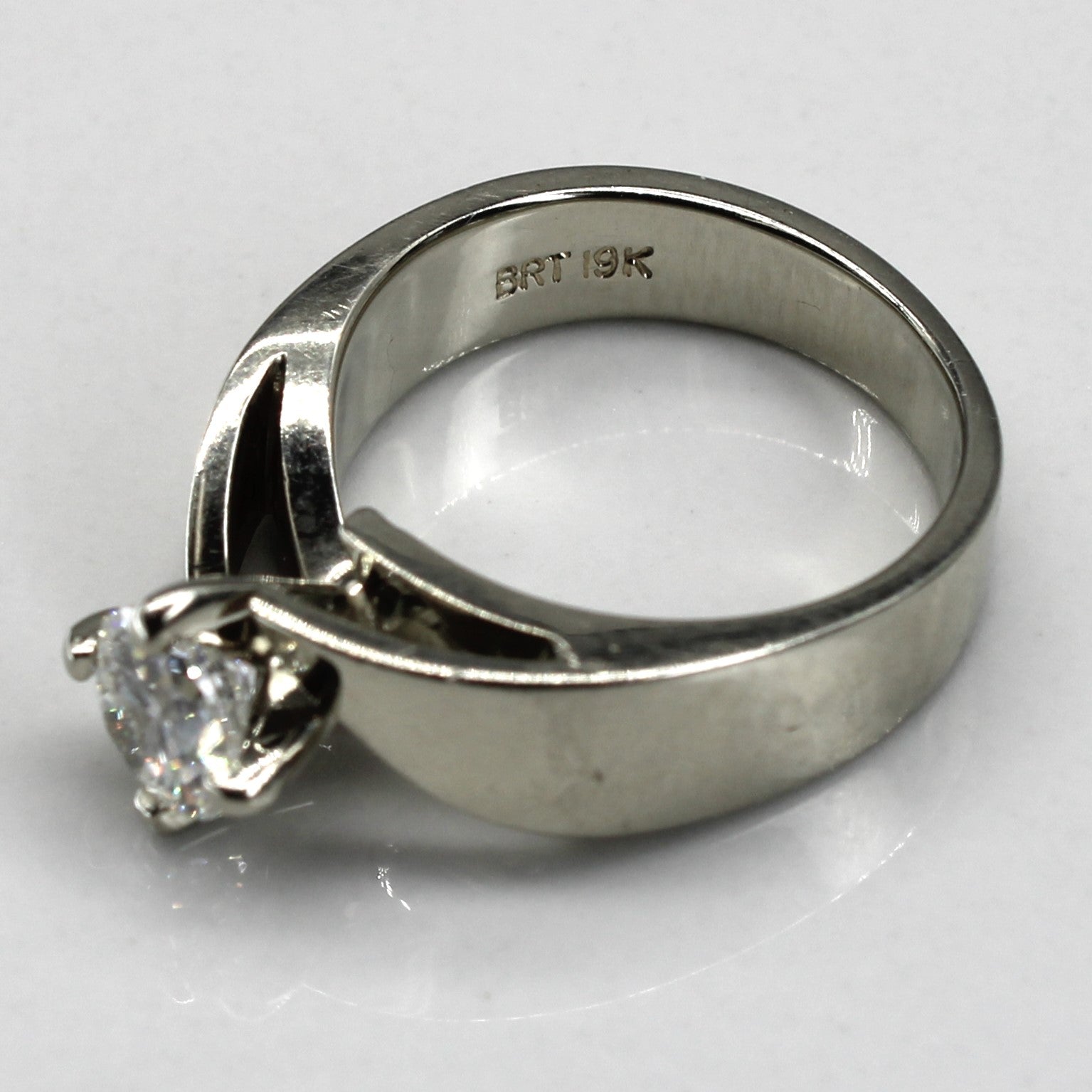 Offset Solitaire Diamond White Gold Ring | 0.55ct VS2 H/I | SZ 3.75 |