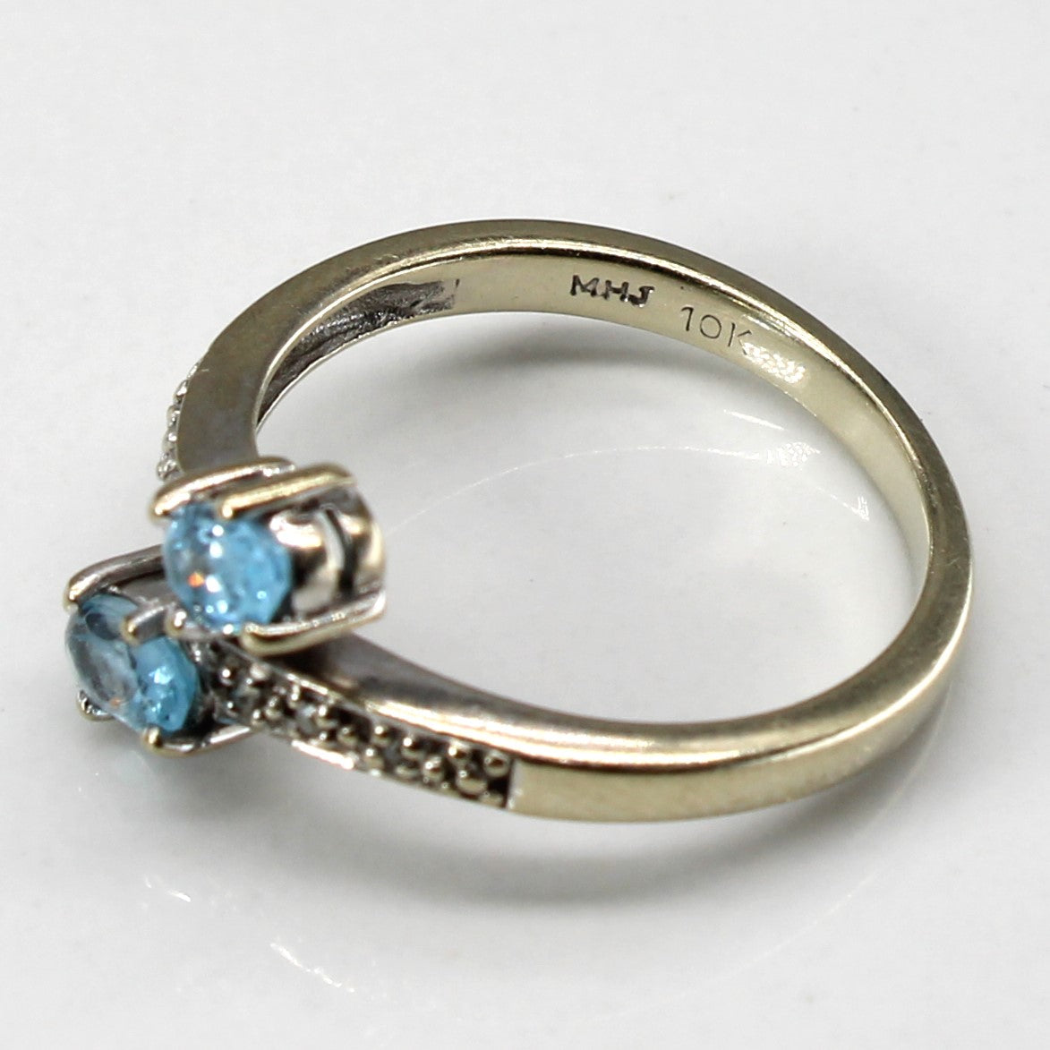 Bague croisée topaze et diamants | 0,50 ct | 0,02 ct | Taille 5,5 | 