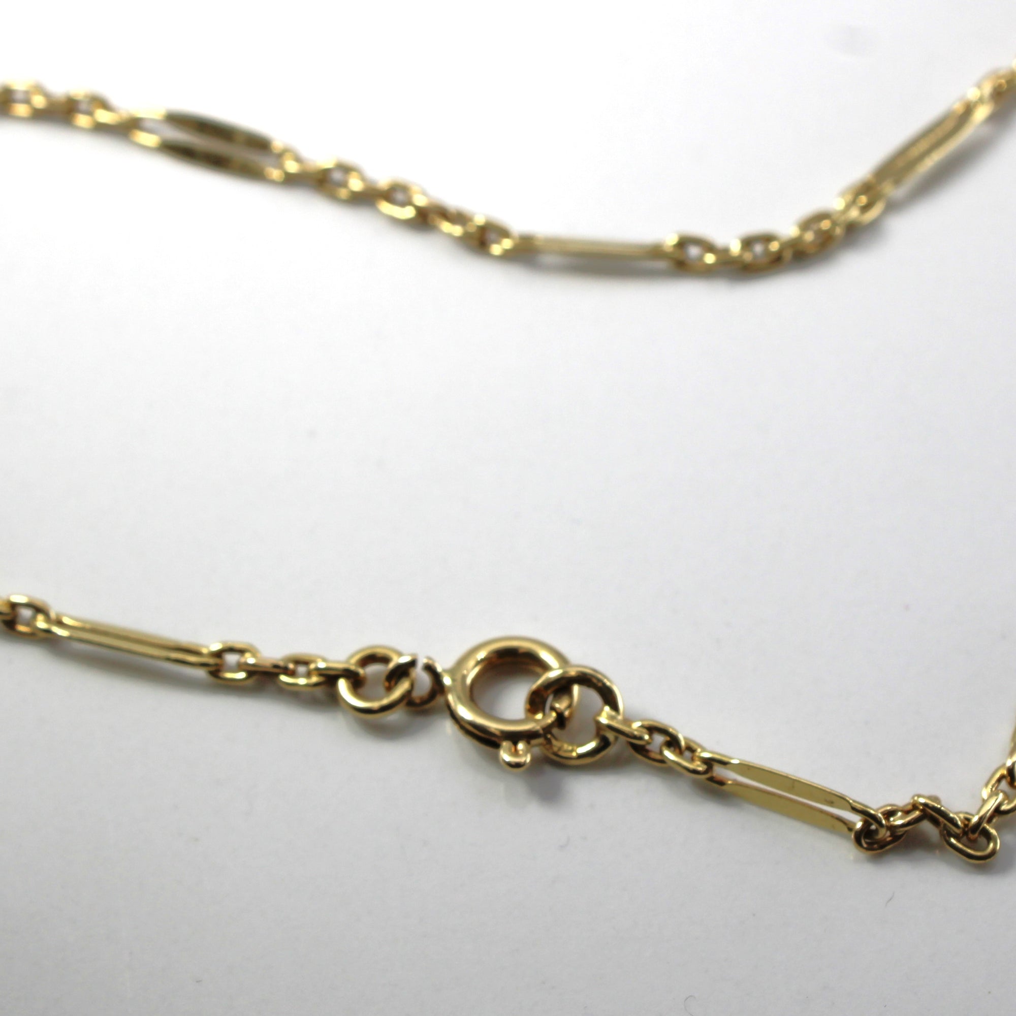 Bar and Ring Yellow Gold Linked Chain | 24
