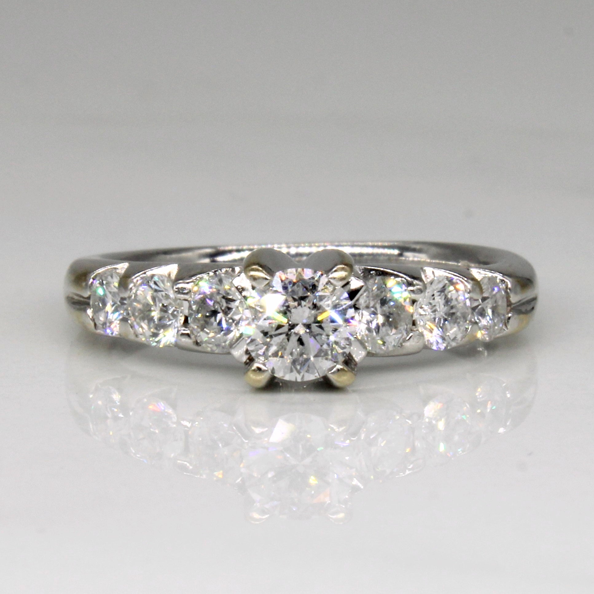Diamond Engagement Ring | 0.94ctw | SZ 6 |