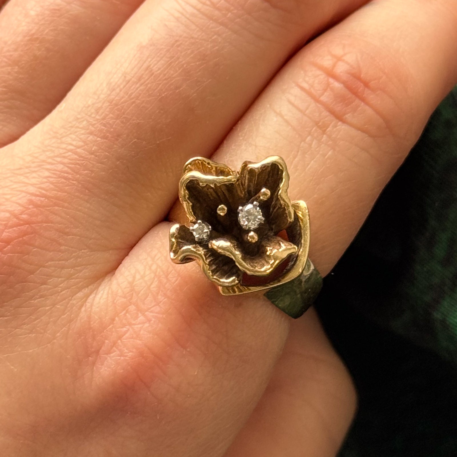 Diamond Flower Cocktail Ring | 0.08ctw | SZ 8.25 |
