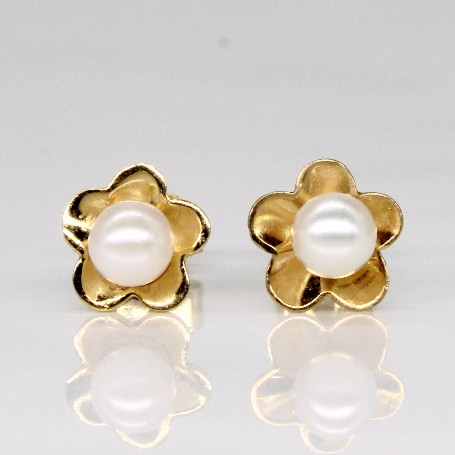 Pearl Flower Earrings