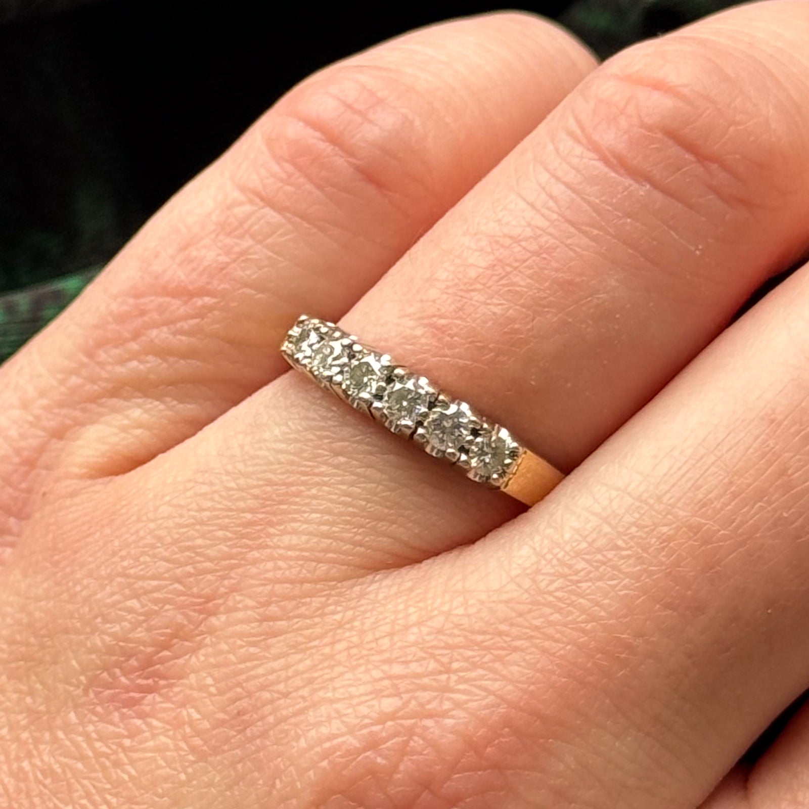 Bague sertie de diamants pavés « Birks » | 0,50 ct | Taille 7,5 | 