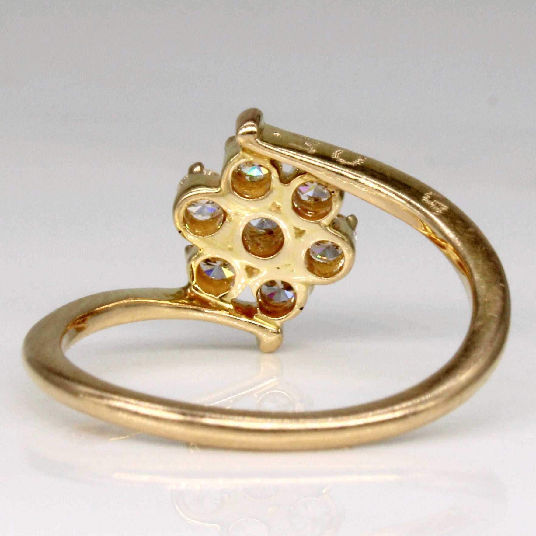 Diamond Floral Cluster 18k Ring | 0.30ctw | SZ 5.75 |