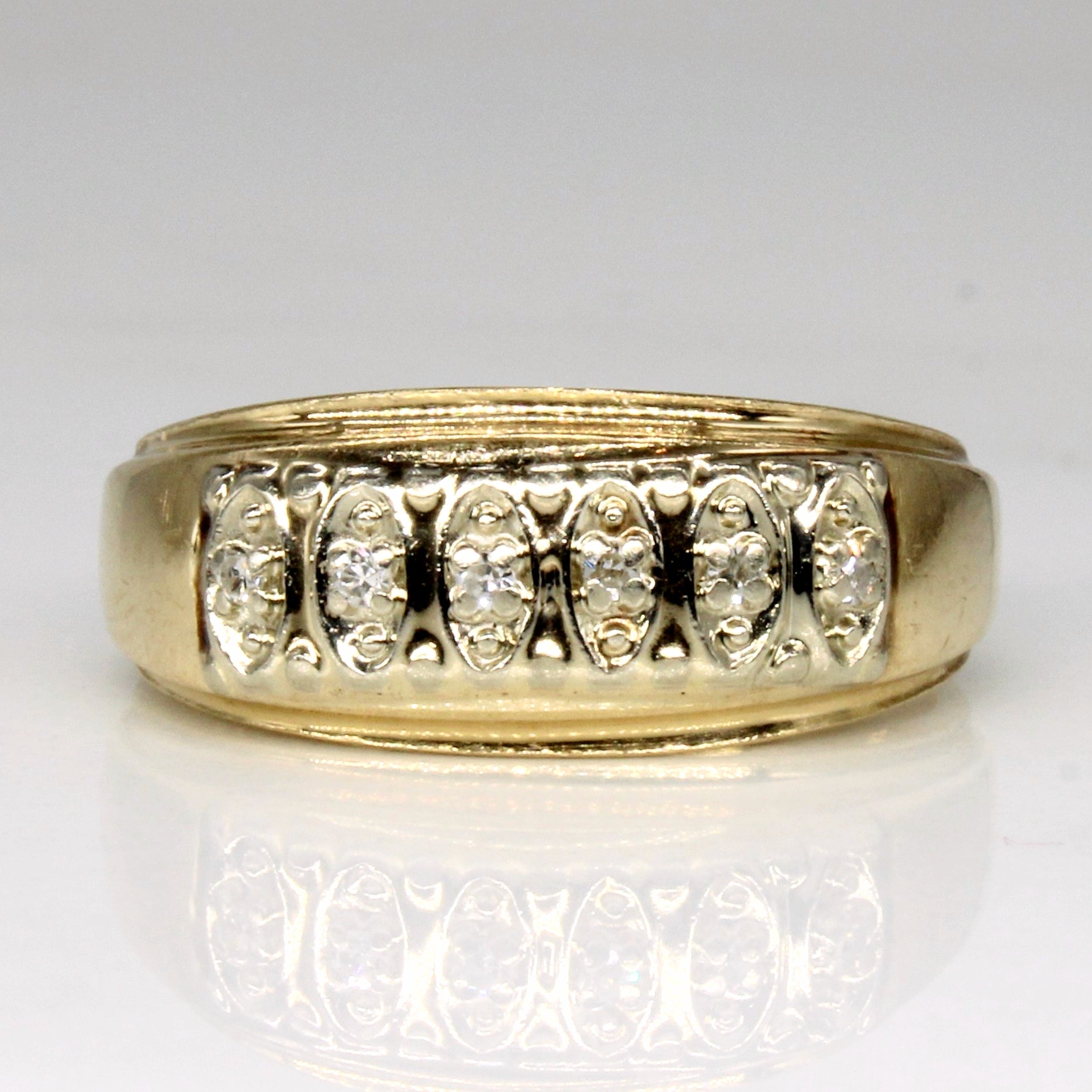 Diamond Ring | 0.06ctw | SZ 7.75 |