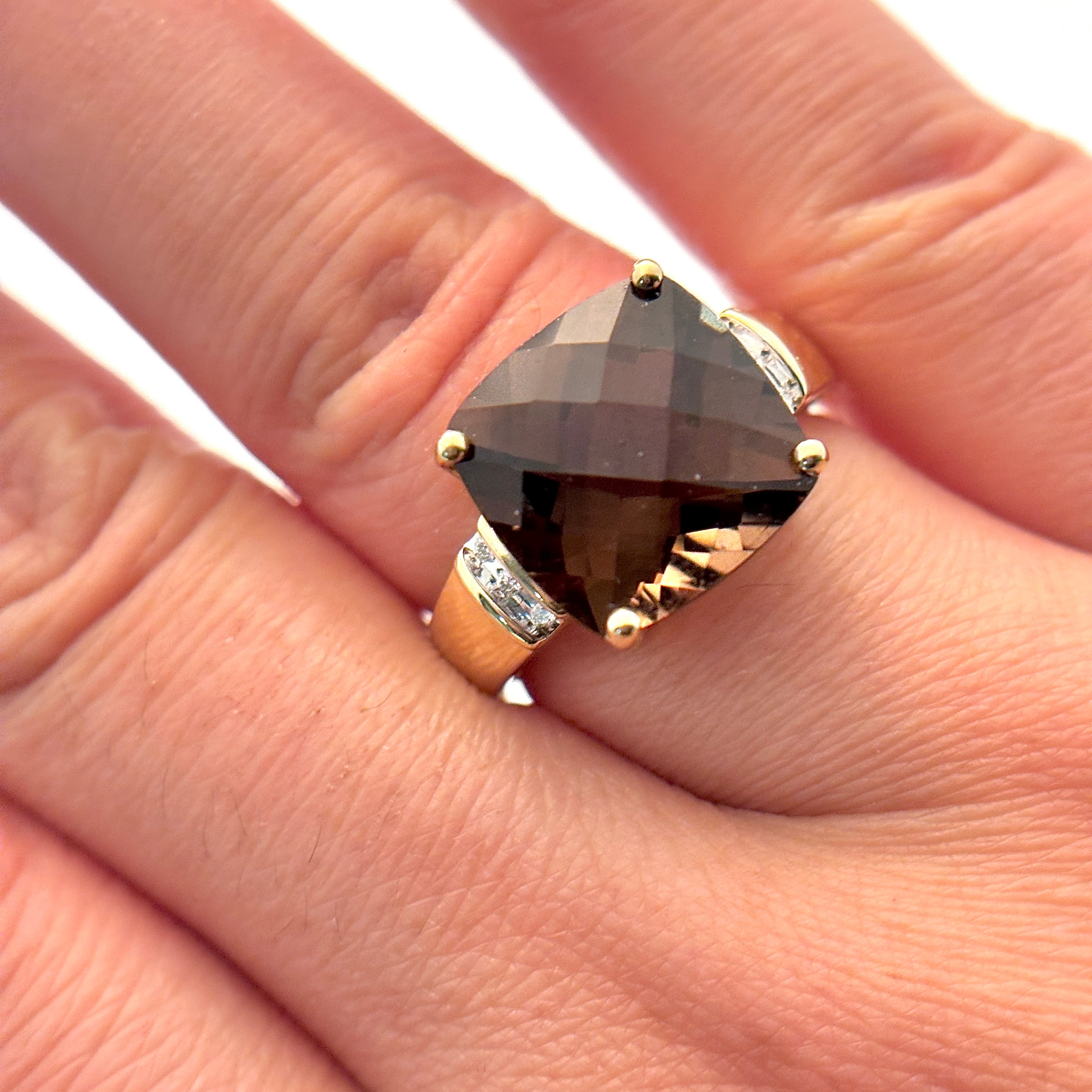 14K Brown Quartz and Diamond Cocktail Ring | 6.50ct, 0.06ctw | SZ 6.75