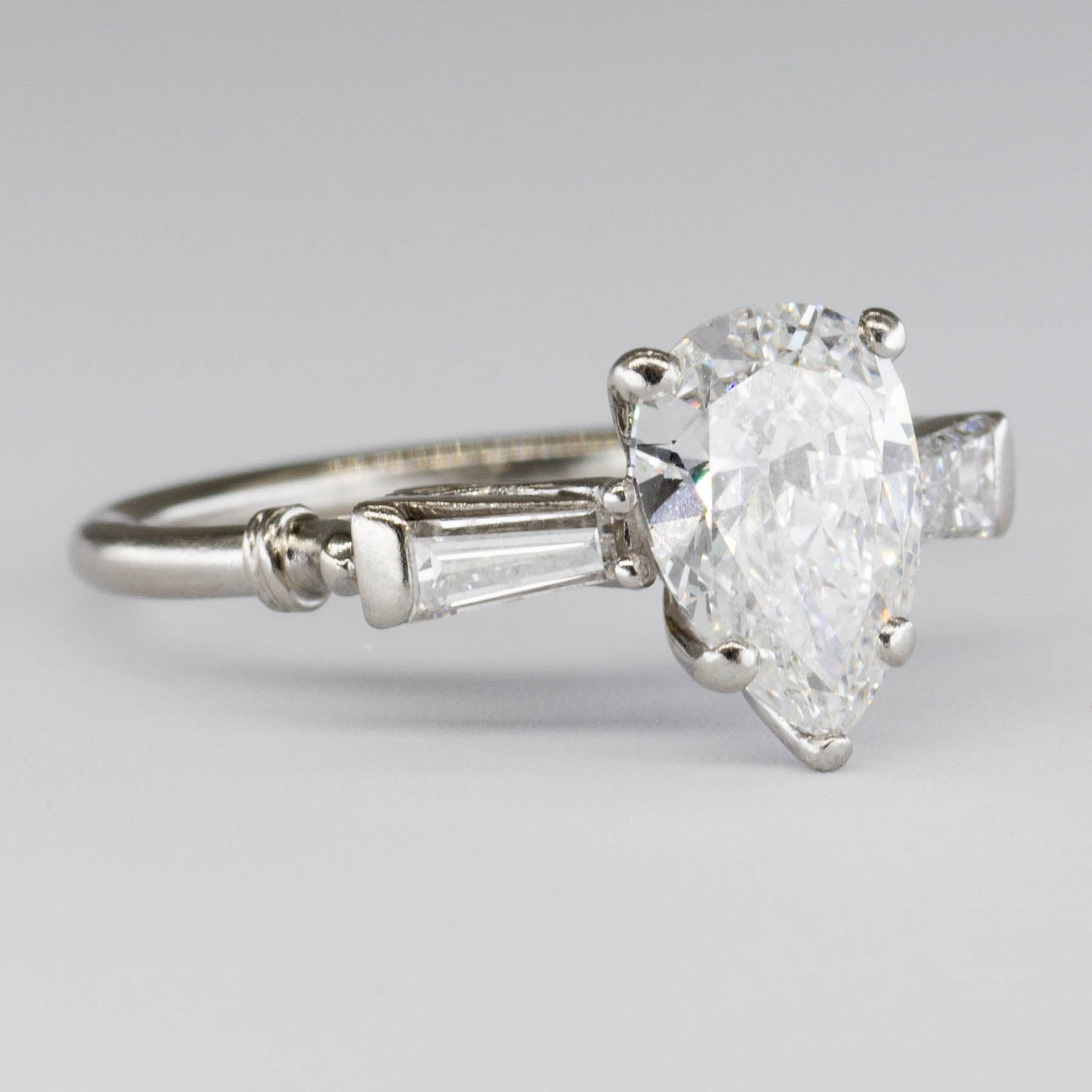 Bague de fiançailles trois diamants | 1,64 ct | Taille 6 | 
