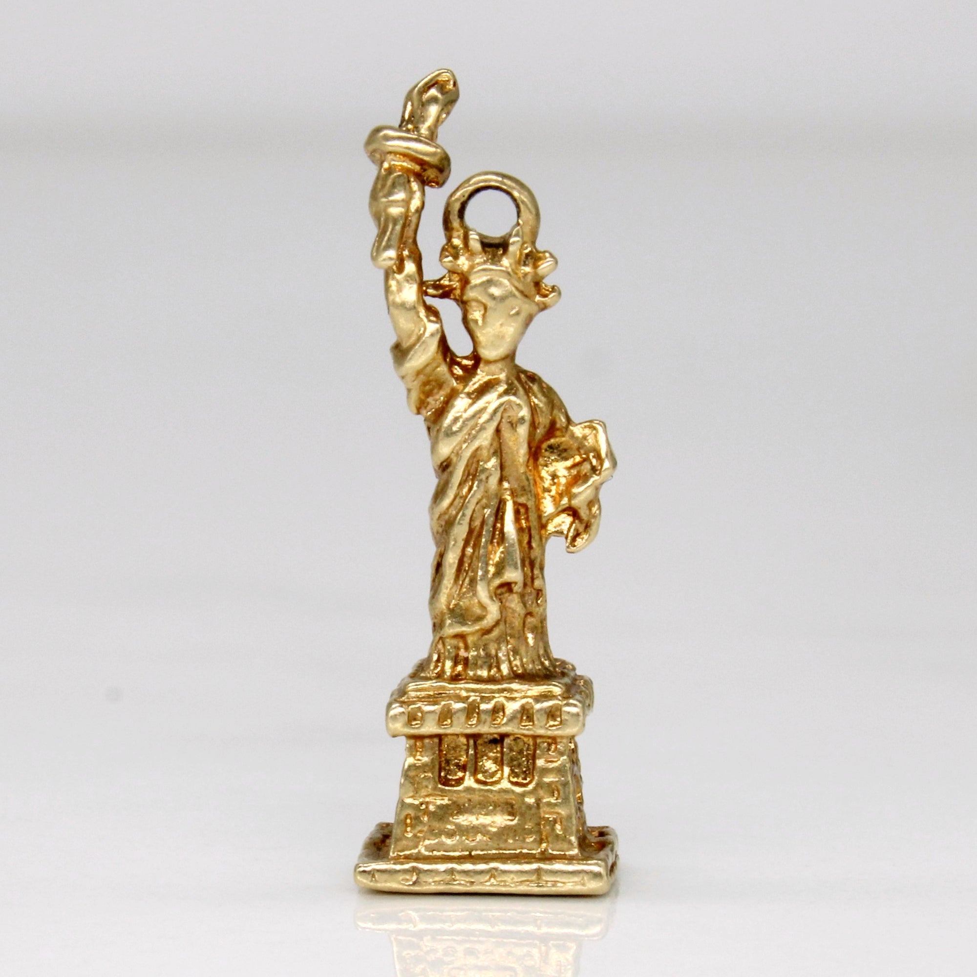 14k Yellow Gold Statue of Liberty Charm