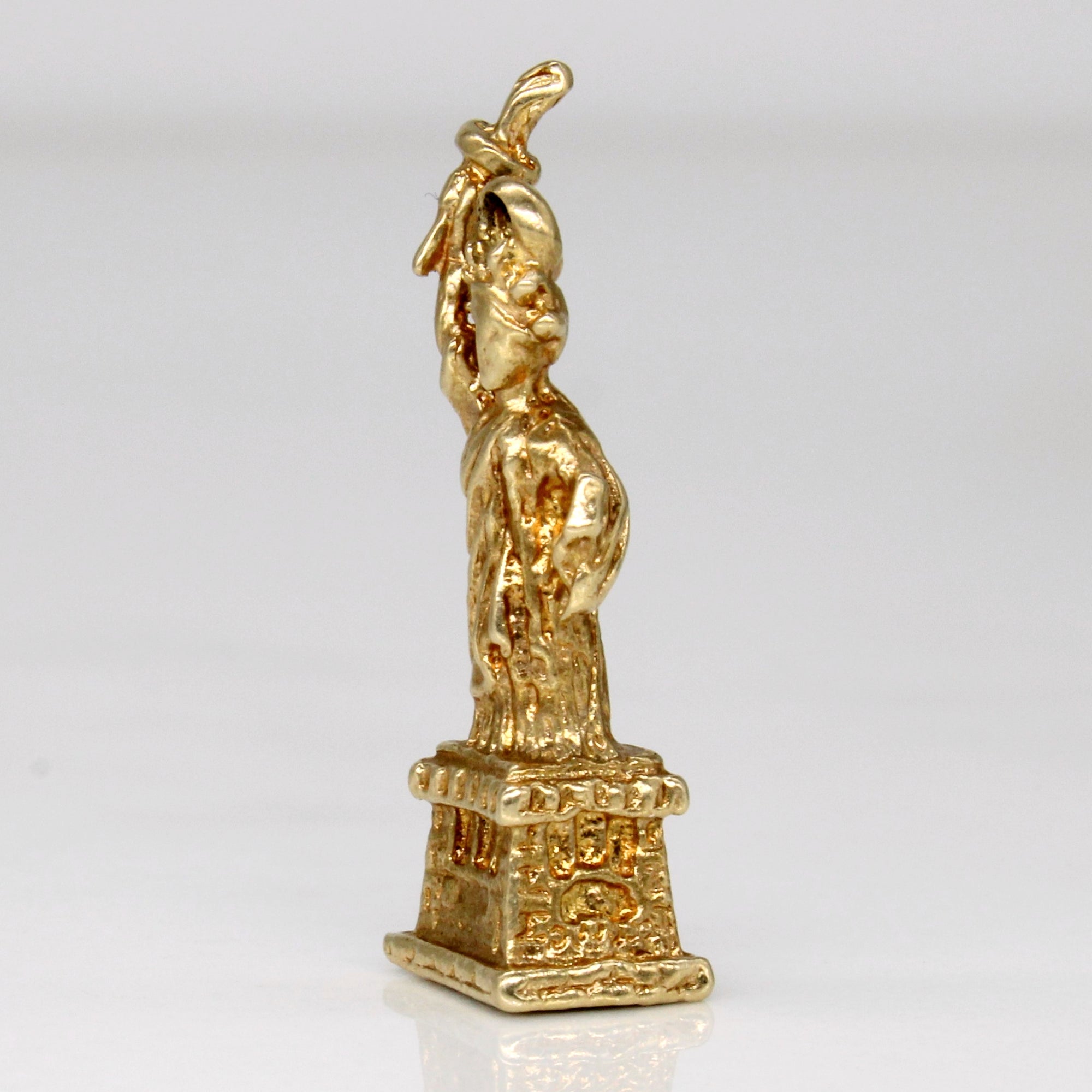 14k Yellow Gold Statue of Liberty Charm