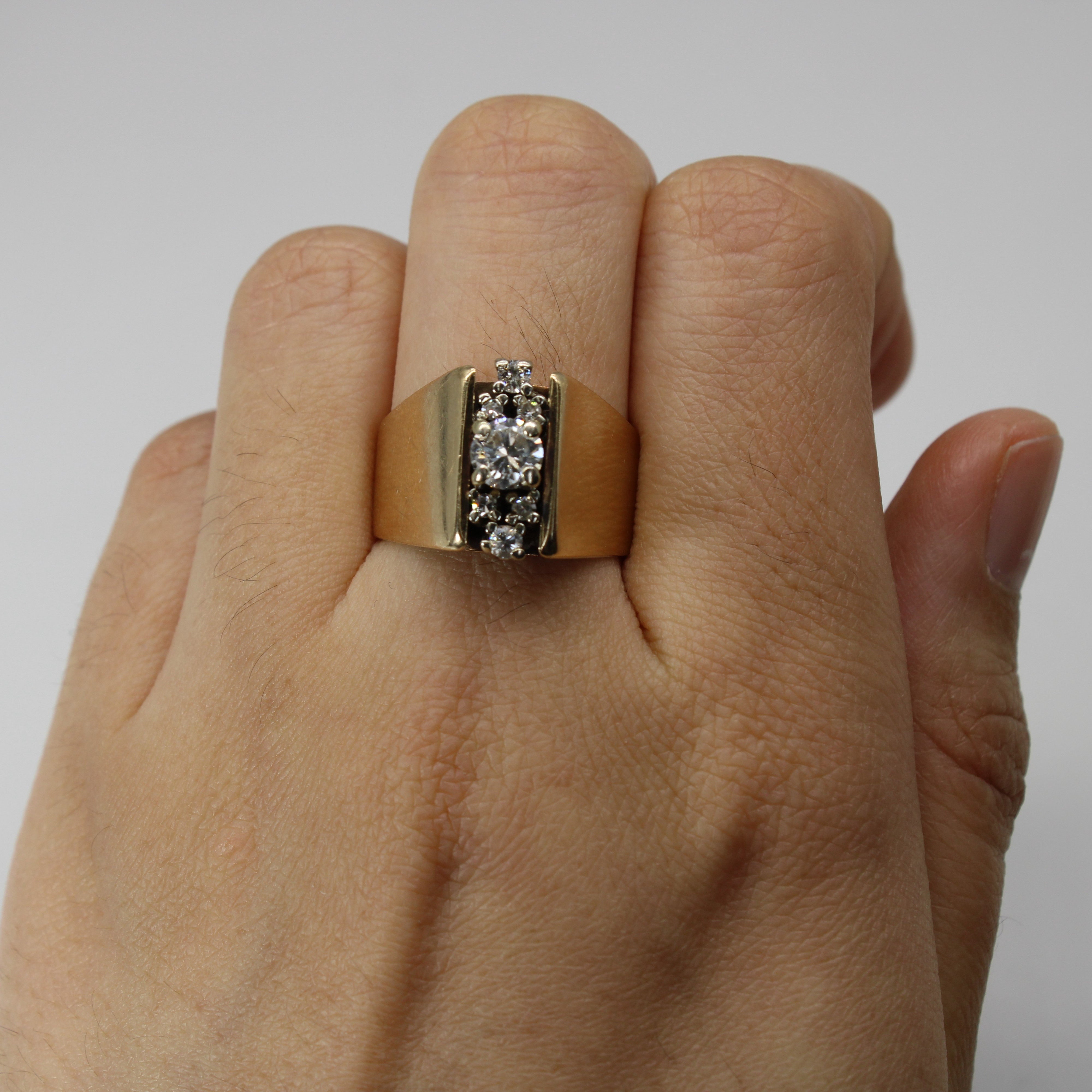 Offset Cluster Diamond Ring | 0.70ctw VS2 I/J | SZ 7 |