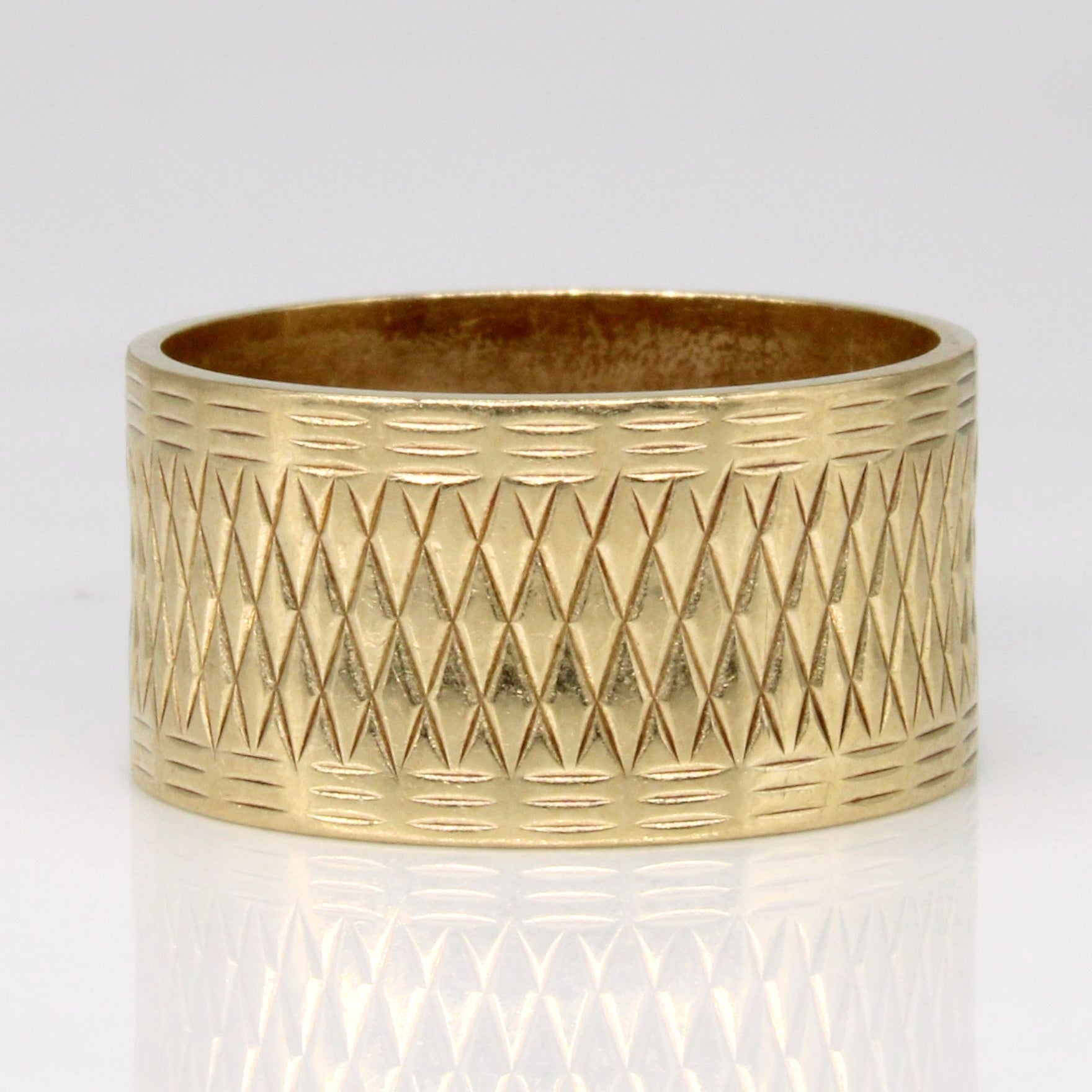 9k Yellow Gold Band | SZ 5.75 |