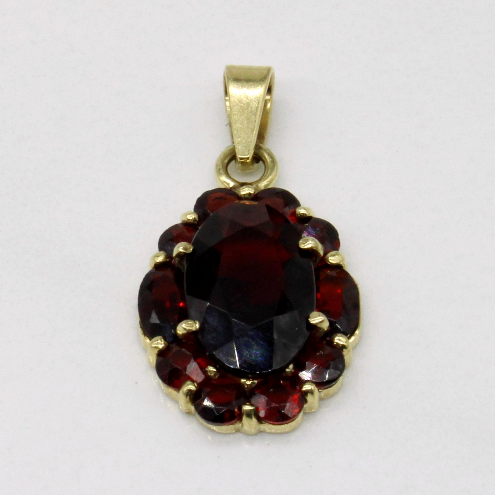 Garnet Pendant | 3.00ctw |