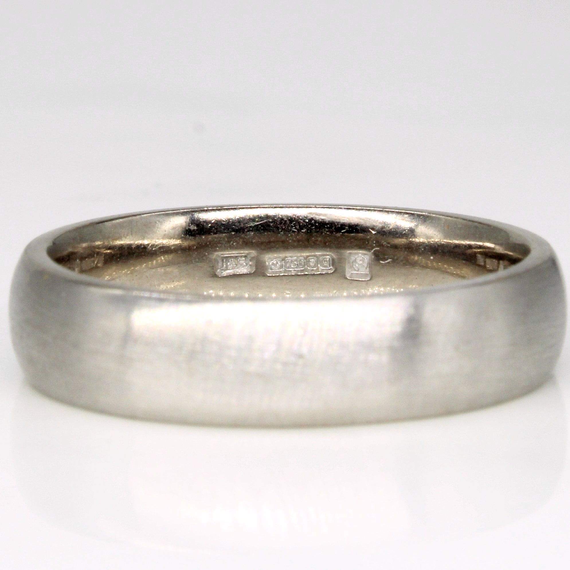 18k White Gold Band | SZ 10.5 |