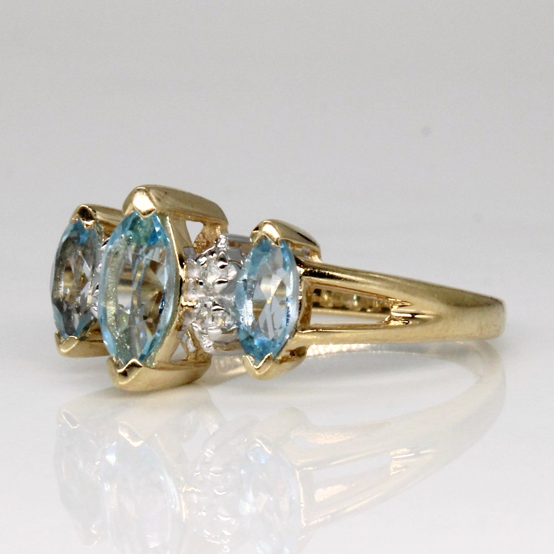 Topaz & Diamond Ring | 1.00ctw, 0.02ctw | SZ 5.75 |