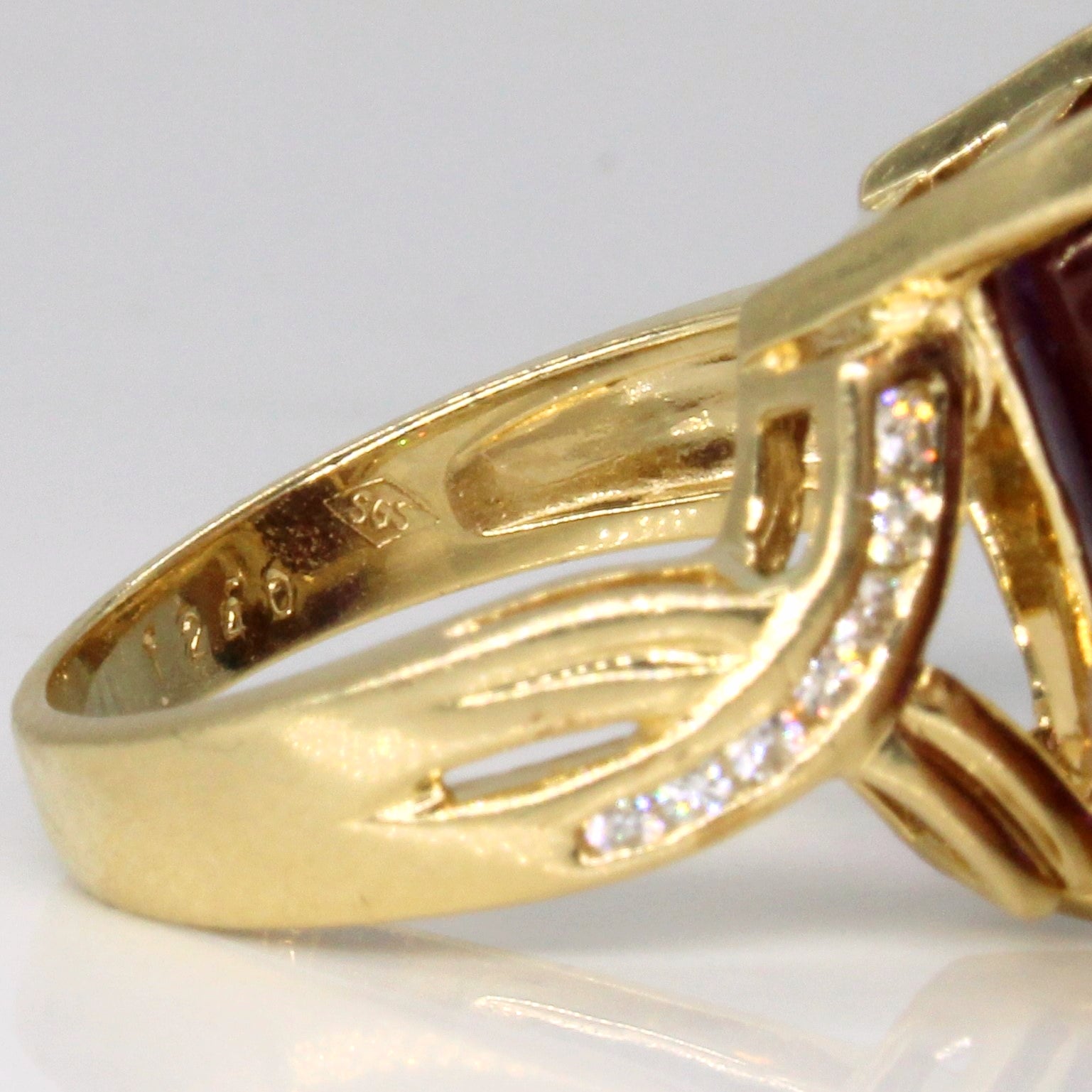 Amethyst & Diamond Cocktail Ring | 11.50ct, 0.10ctw | SZ 6.5 |