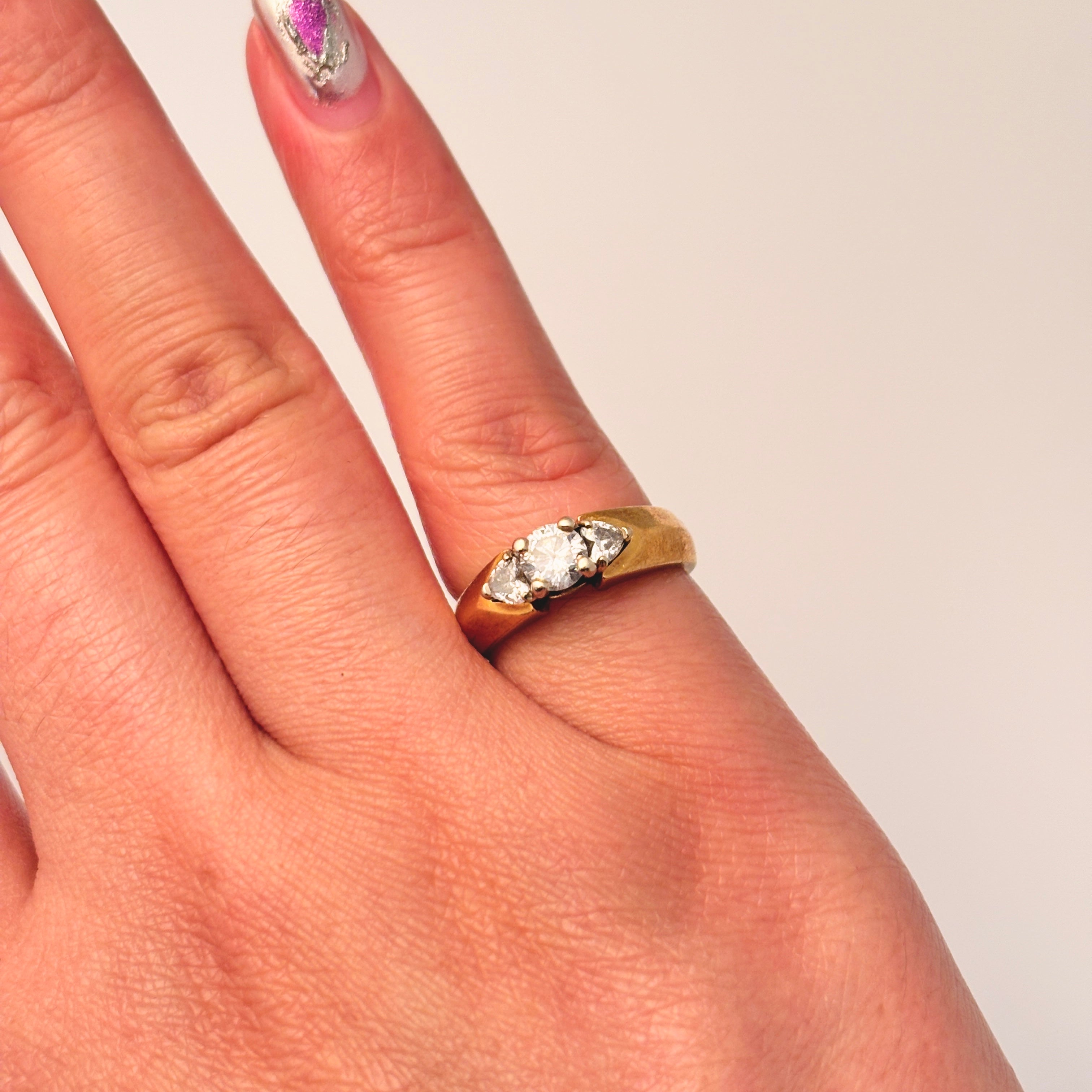 18k Yellow Gold Three Stone Diamond Ring | 0.39ct, 0.23ctw | SZ 4.75