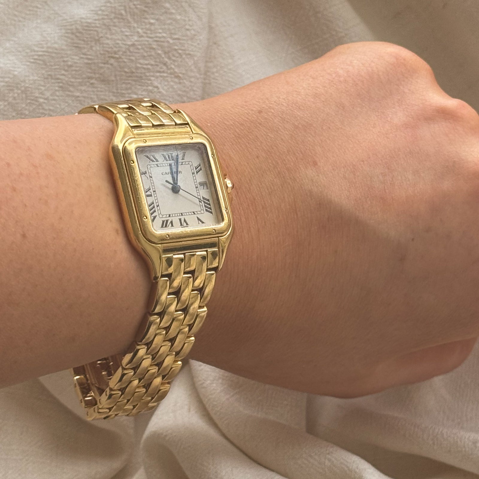 'Cartier' Panthère de Cartier Watch Medium Model | 18k Yellow Gold |