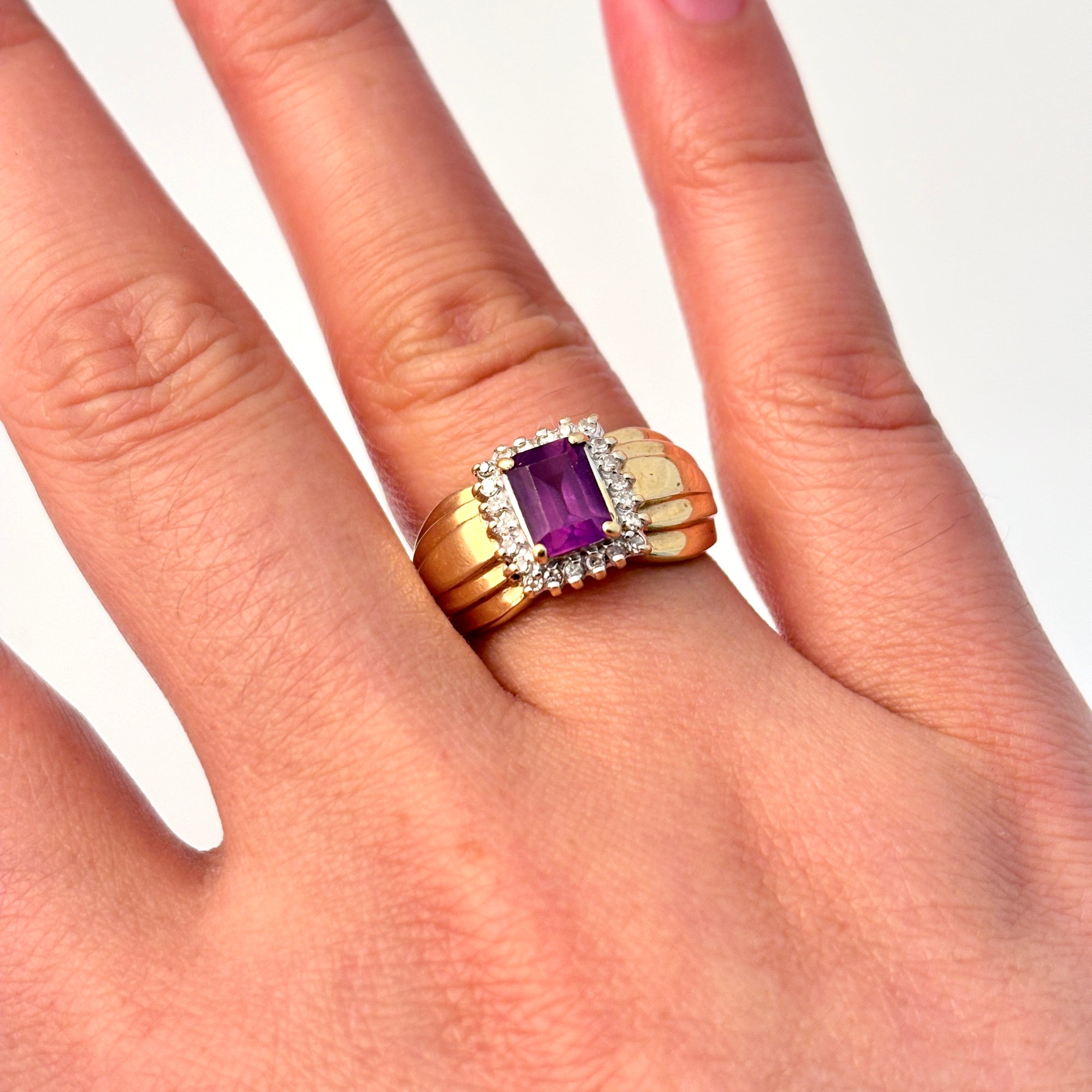 14K Yellow Gold Amethyst and Diamond Ring | 1.00ct, 0.11ctw | SZ 7