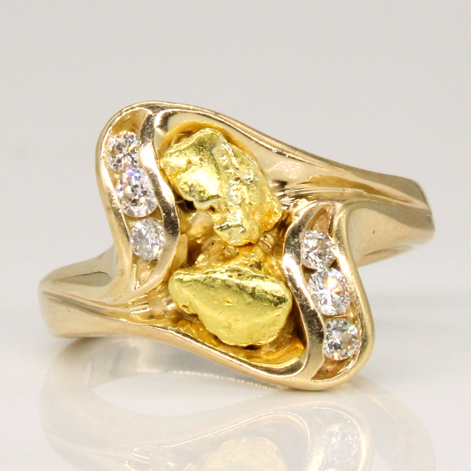 Diamond & Nugget Ring | 0.15ctw | SZ 3.75 |