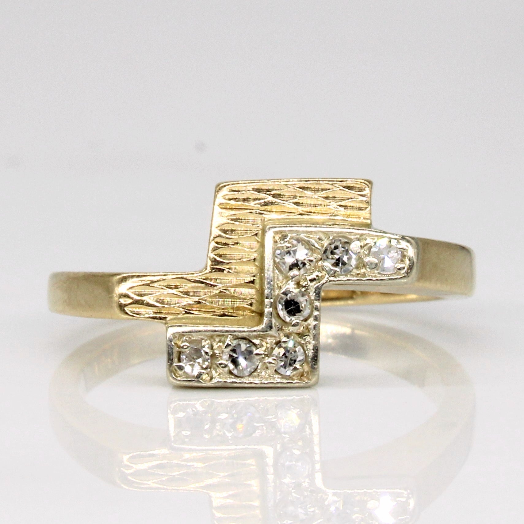 Diamond Ring | 0.07ctw | SZ 5.5 |