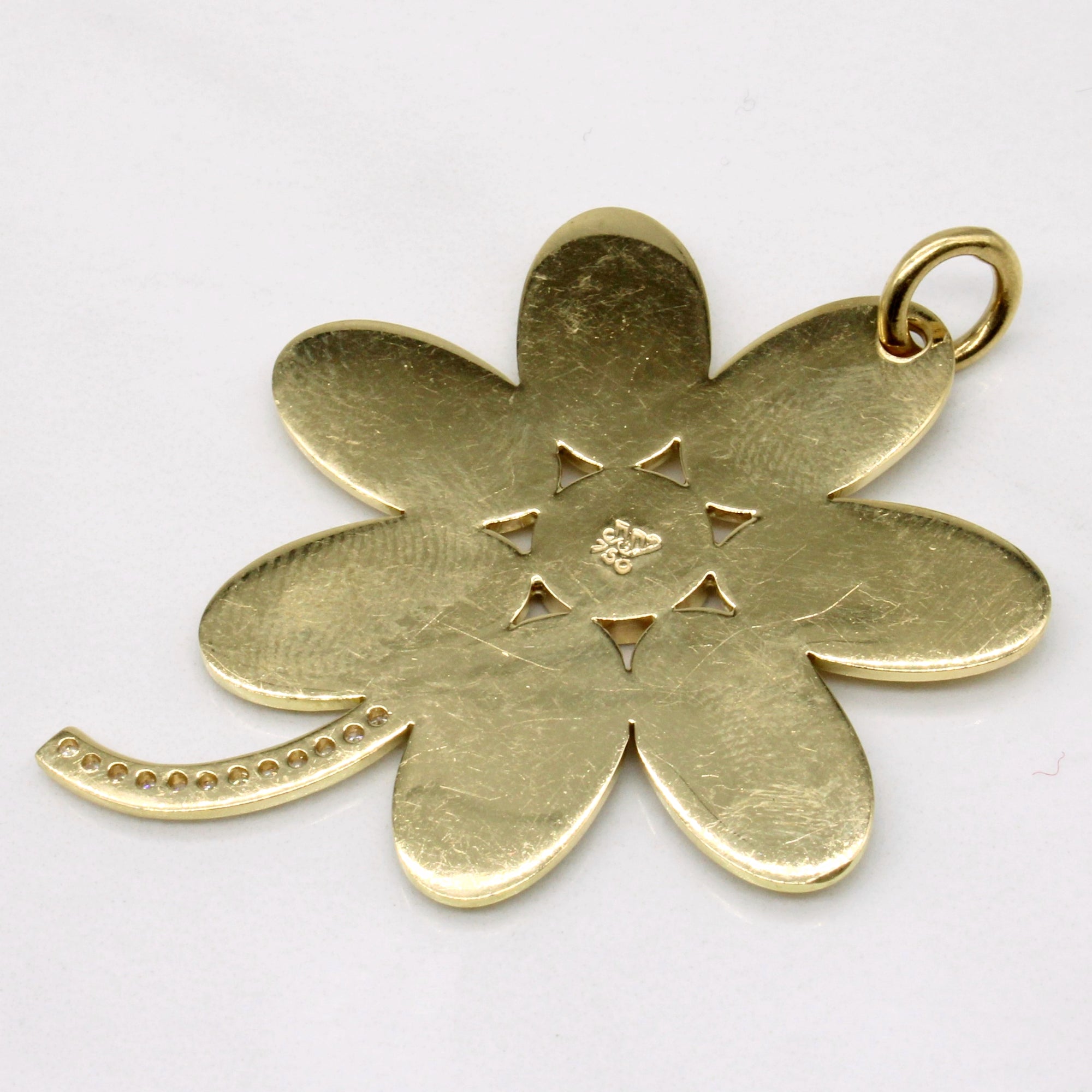 Diamond Flower Pendant | 0.42ctw |