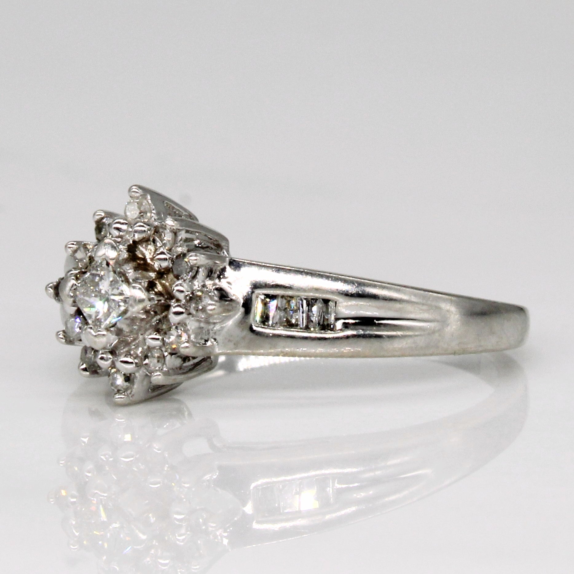 Diamond Cluster Ring | 0.18ctw | SZ 7 |