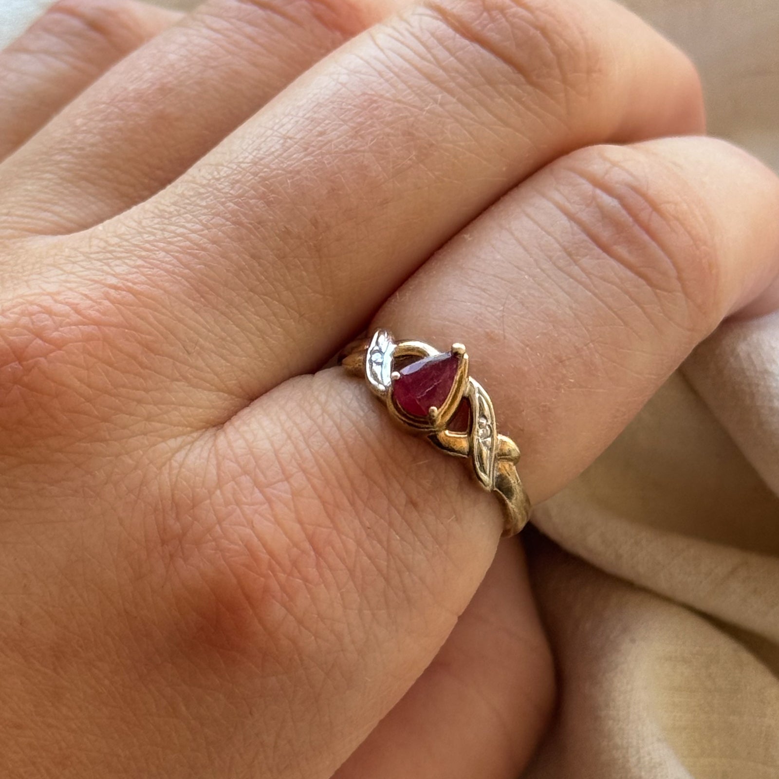 Pear Cut Ruby & Diamond Crossover Ring | 0.40ct, 0.02ctw | SZ 6.75 |
