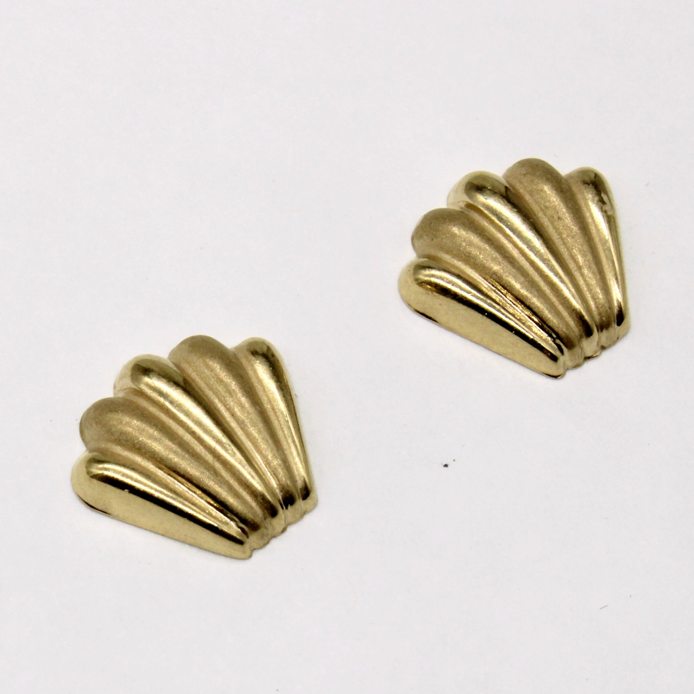 Boucles d'oreilles coquillage en or jaune 14 carats 