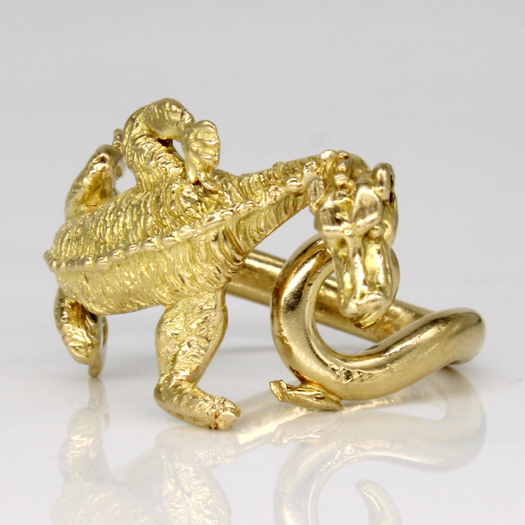 18k Yellow Gold Dragon Ring | SZ 6.25 |