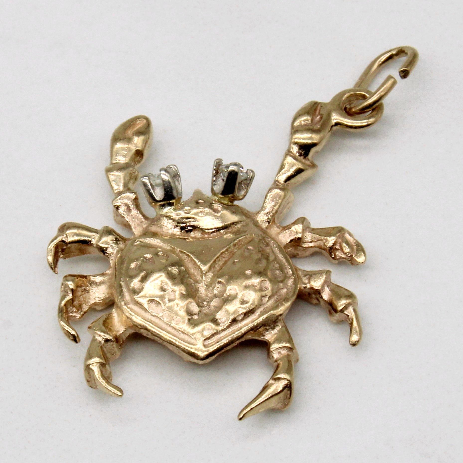 Diamond Crab Pendant | 0.04ctw |