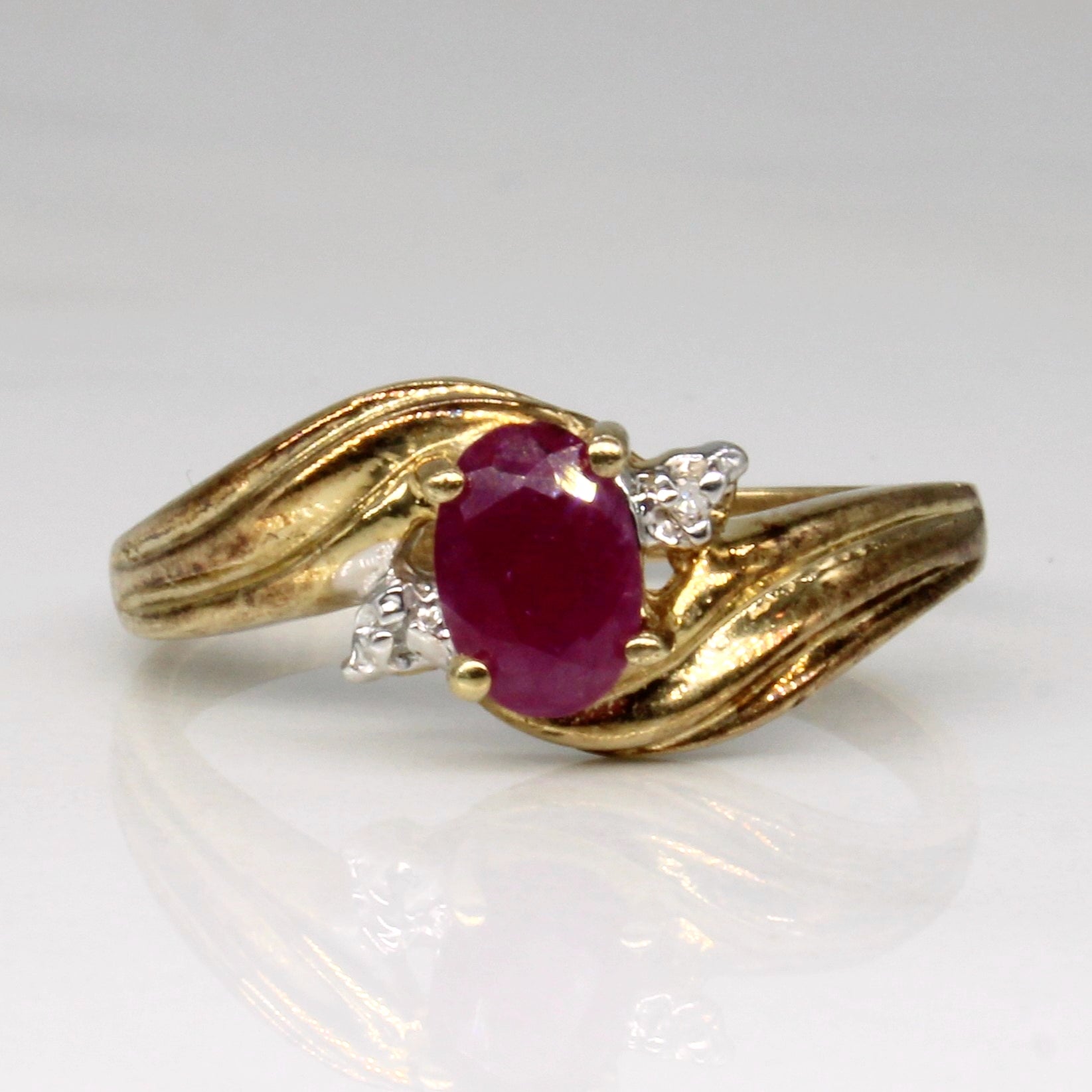 Ruby & Diamond Ring | 0.47ct, 0.01ctw | SZ 6 |