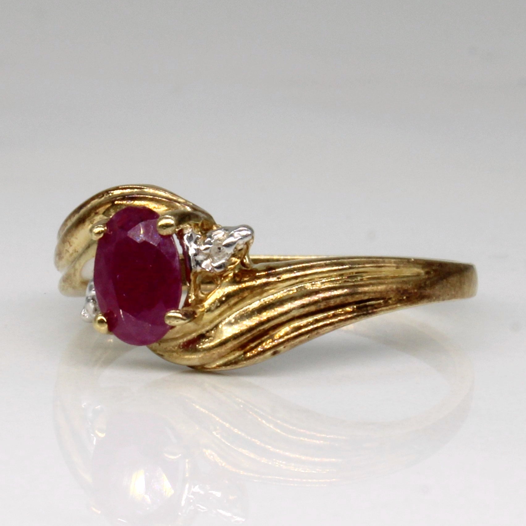 Ruby & Diamond Ring | 0.47ct, 0.01ctw | SZ 6 |